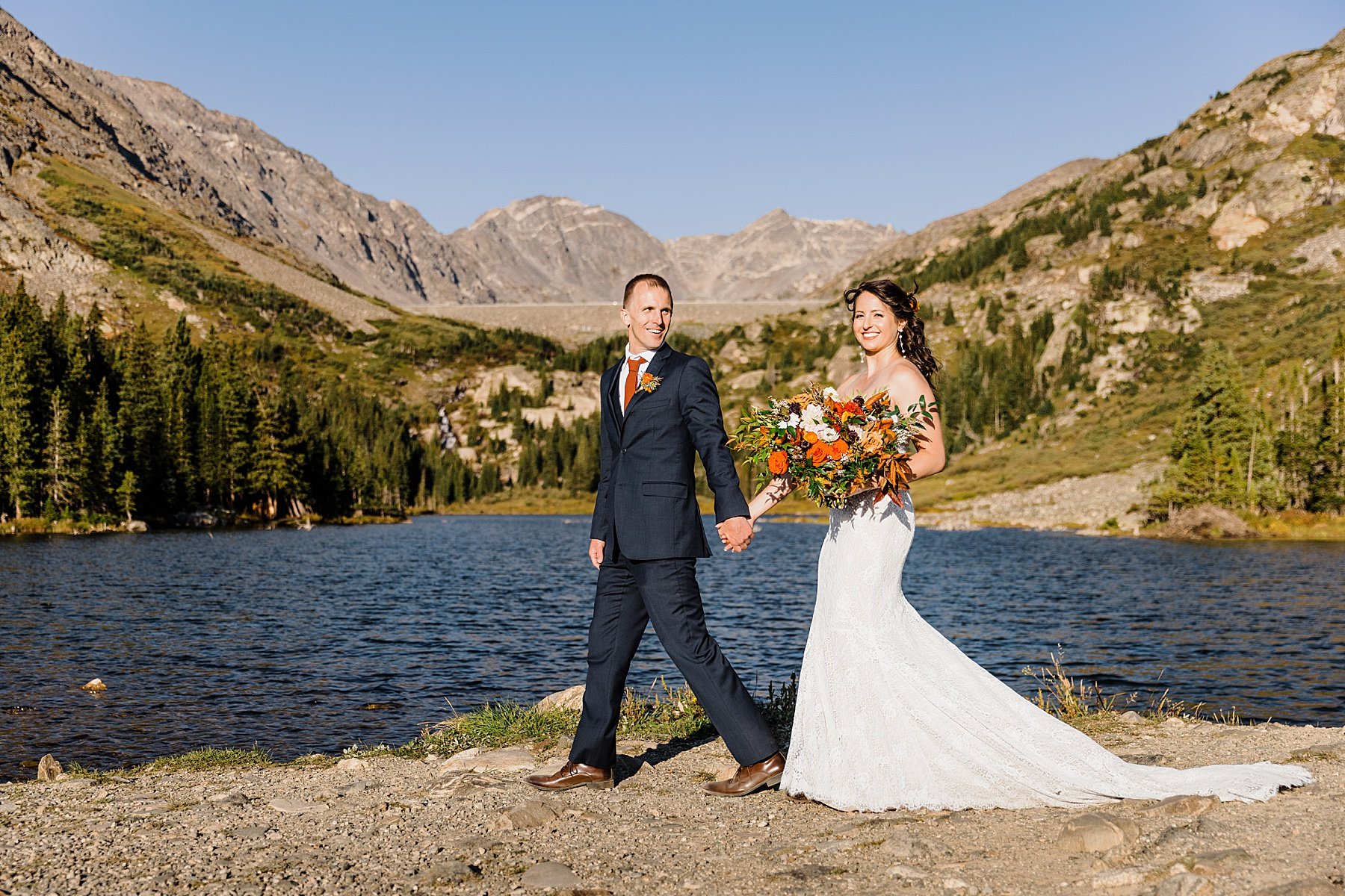 Elopement-with-a-Dog-in-Colorado_0020.jpg
