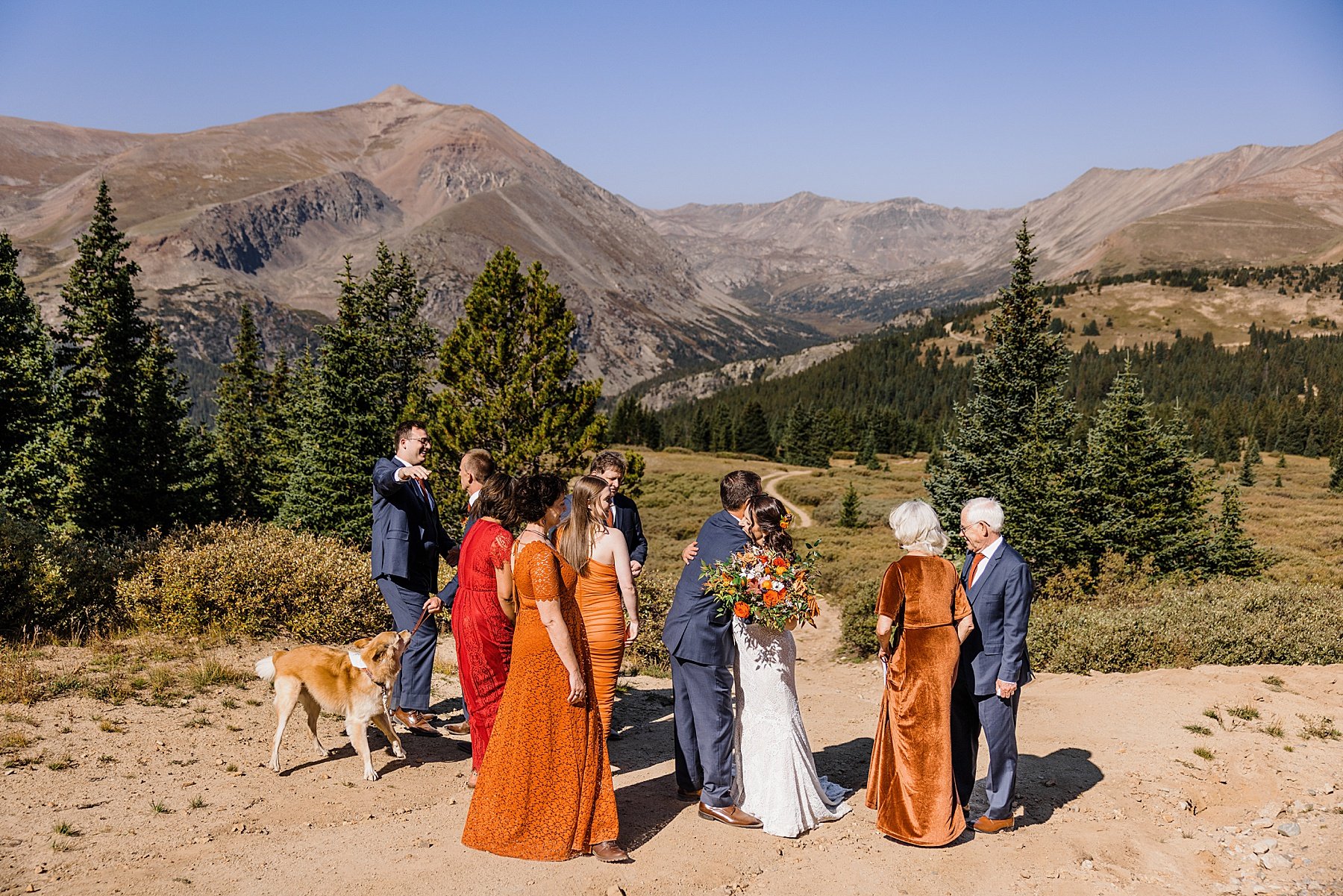 Elopement-with-a-Dog-in-Colorado_0043.jpg