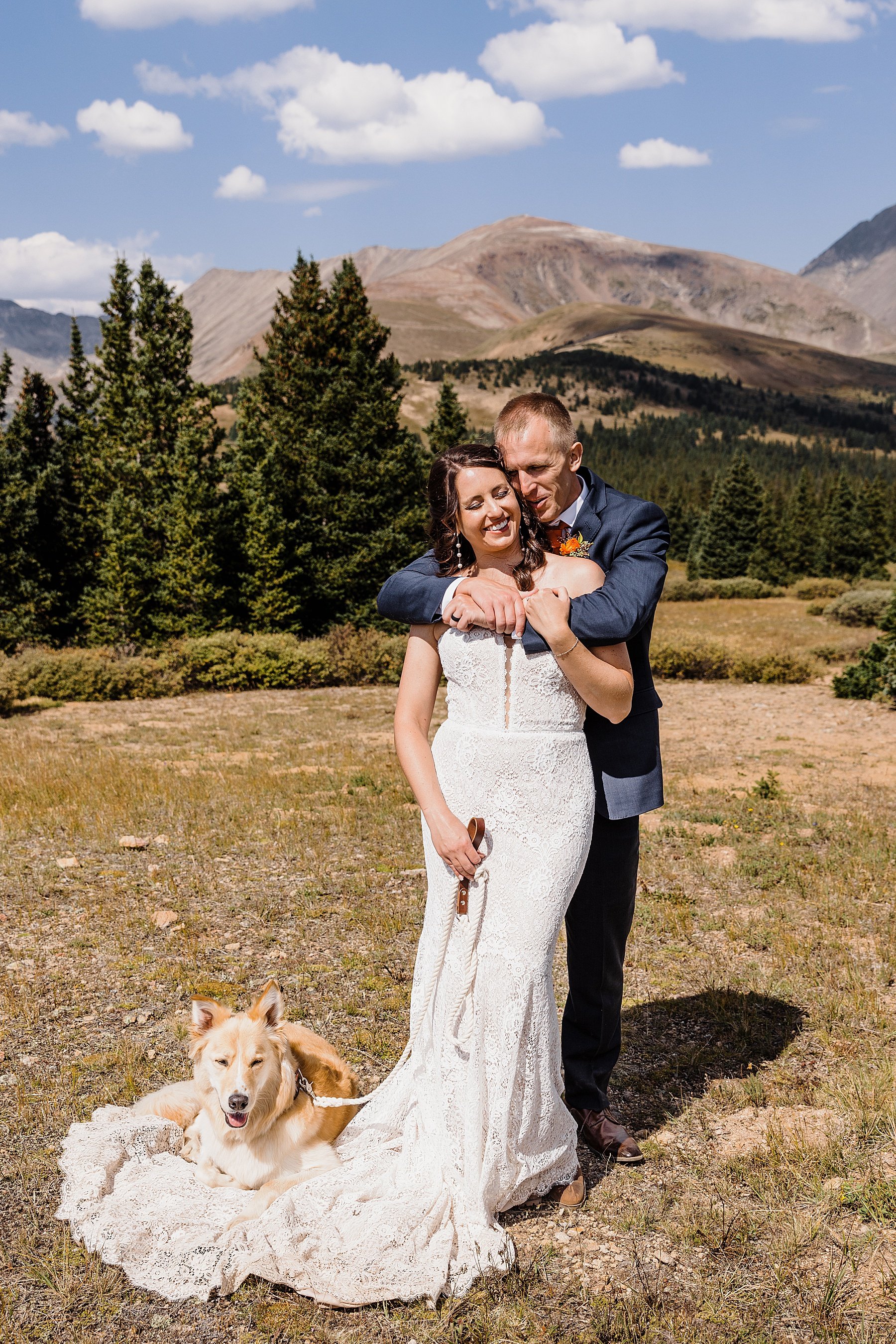 Elopement-with-a-Dog-in-Colorado_0056.jpg