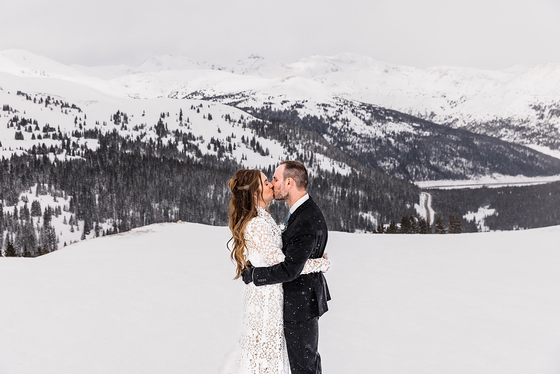 The-Lodge-At-Breckenridge-Winter-Elopement_0054.jpg