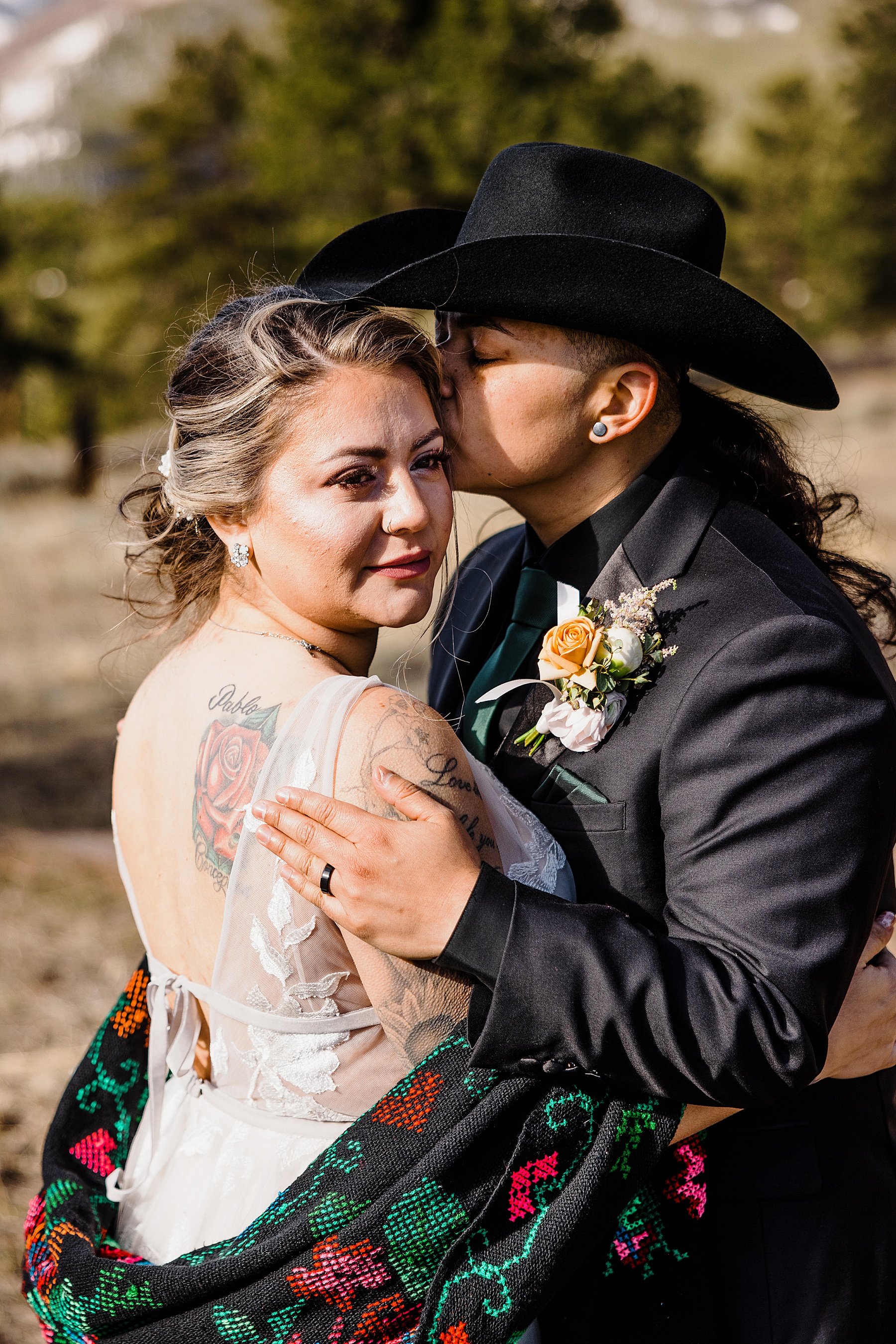 LGBTQ-Elopement-in-Rocky-Mountain-National-Park-Colorado_0027.jpg