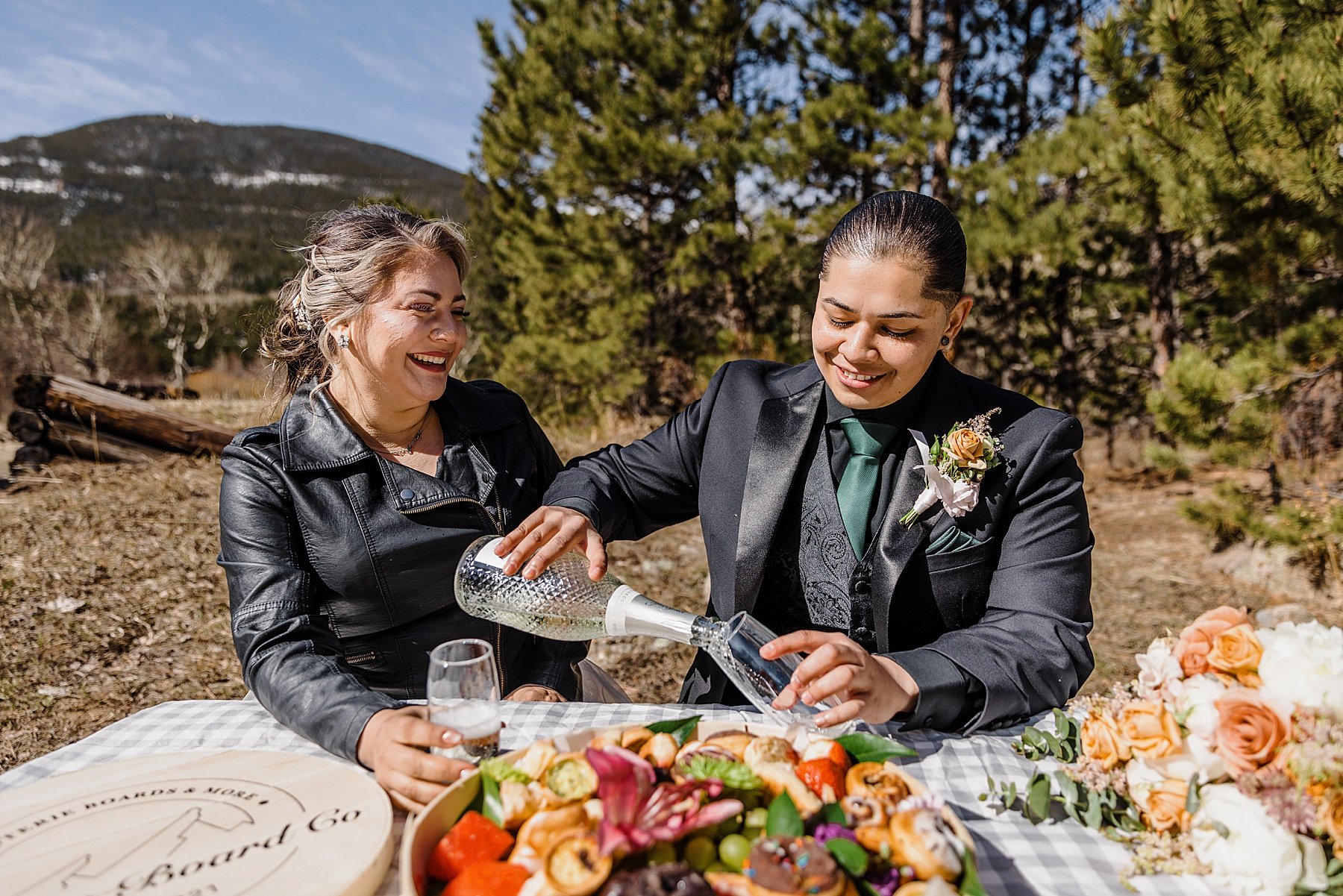 LGBTQ-Elopement-in-Rocky-Mountain-National-Park-Colorado_0034.jpg