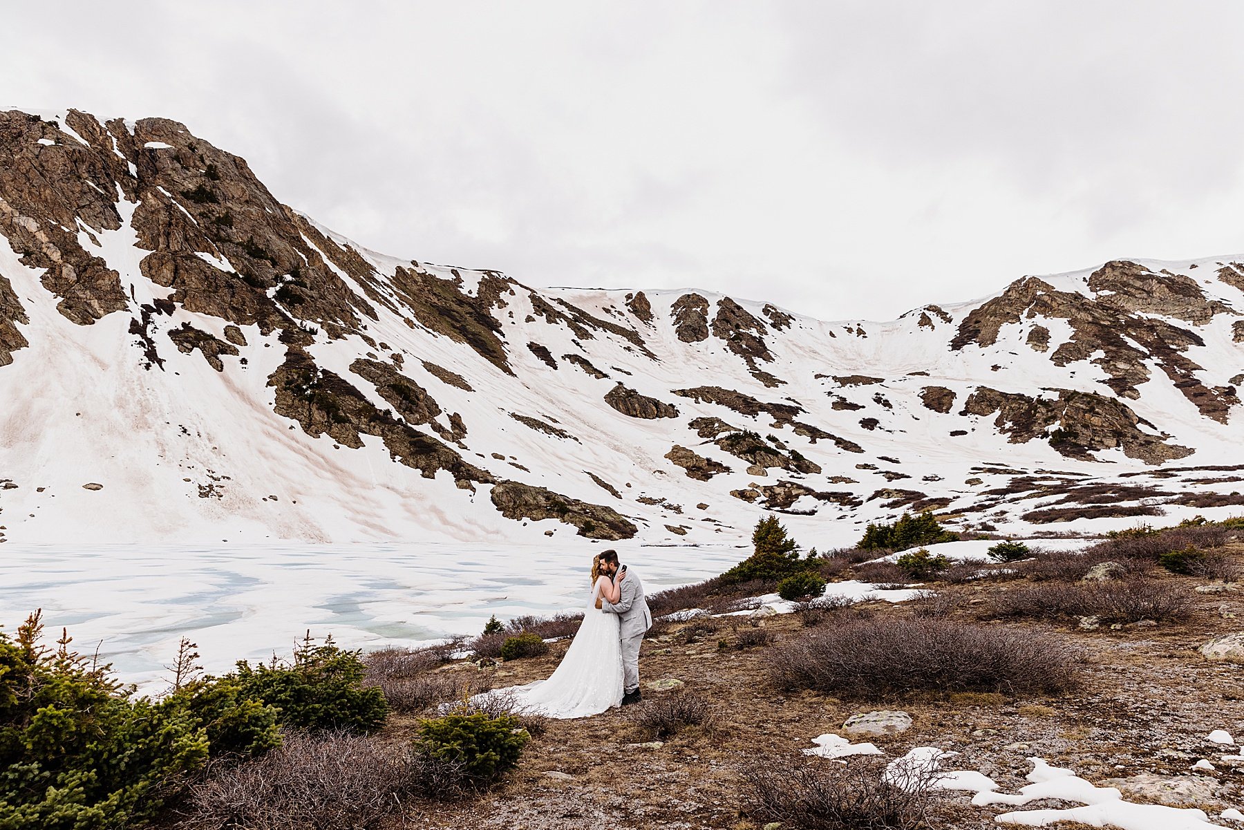  Alpine Lake Hiking Elopement in Colorado 