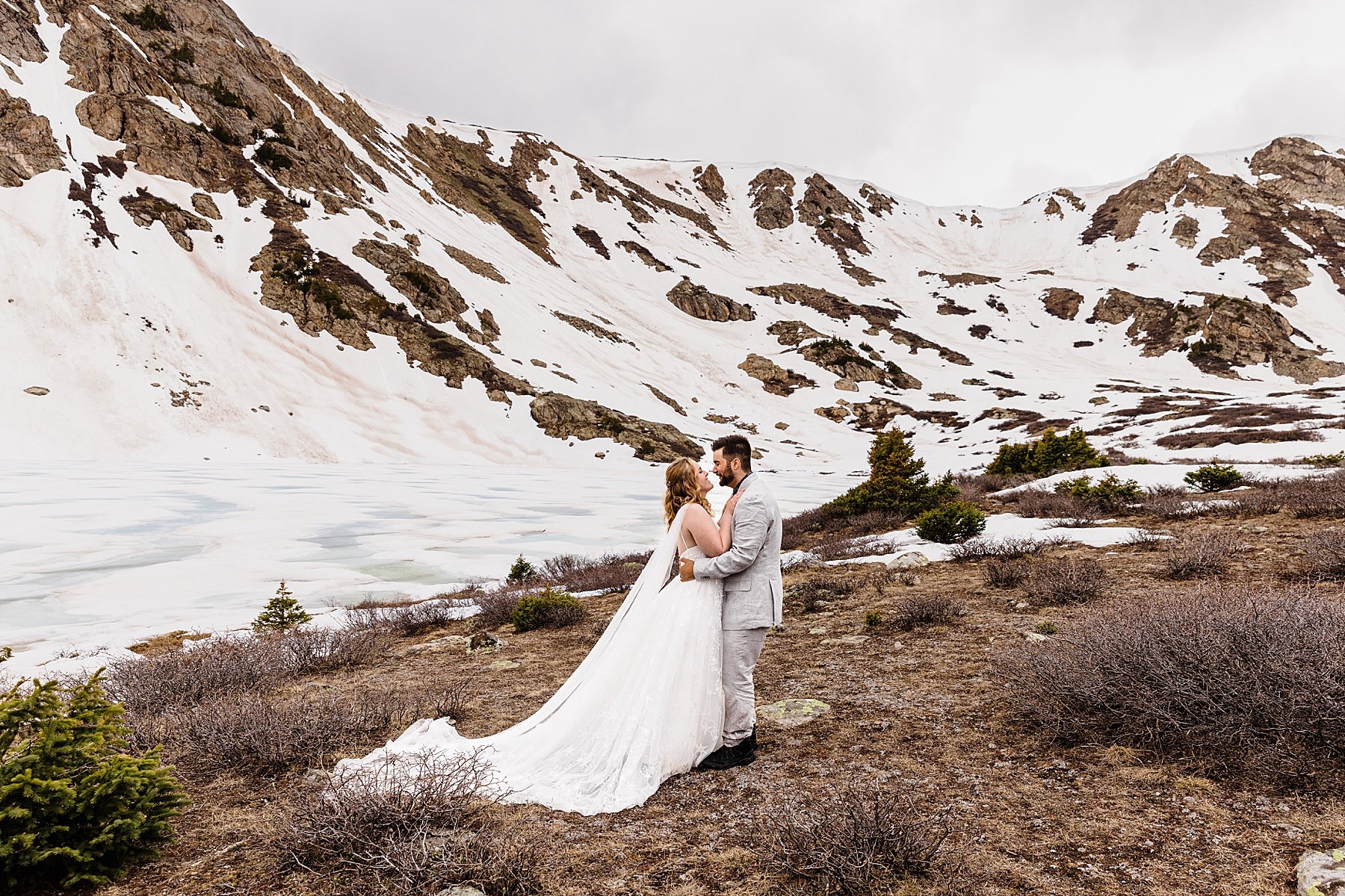  Alpine Lake Hiking Elopement in Colorado 