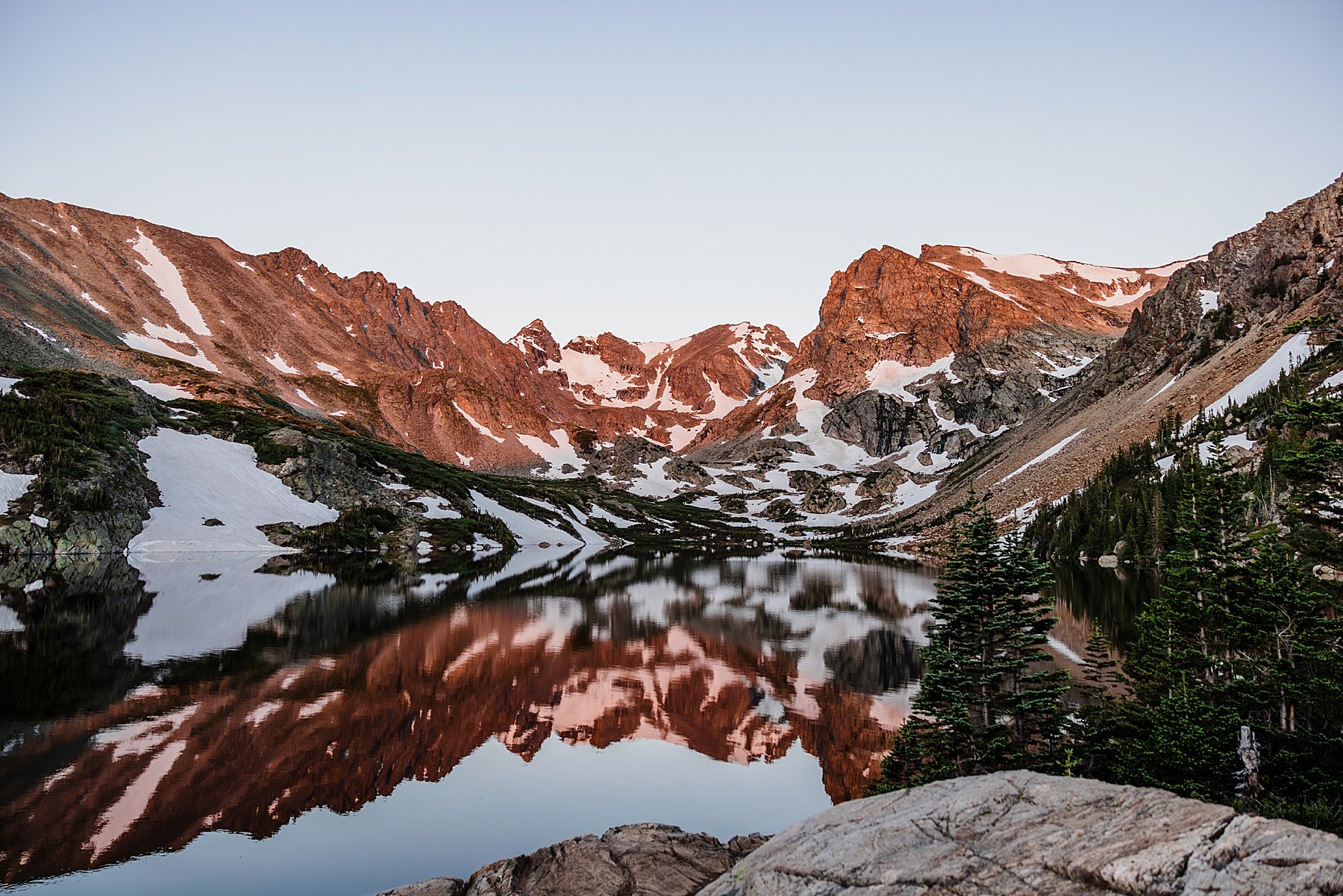 Colorado-Sunrise-Hiking-Elopement-Photographer_0006.jpg
