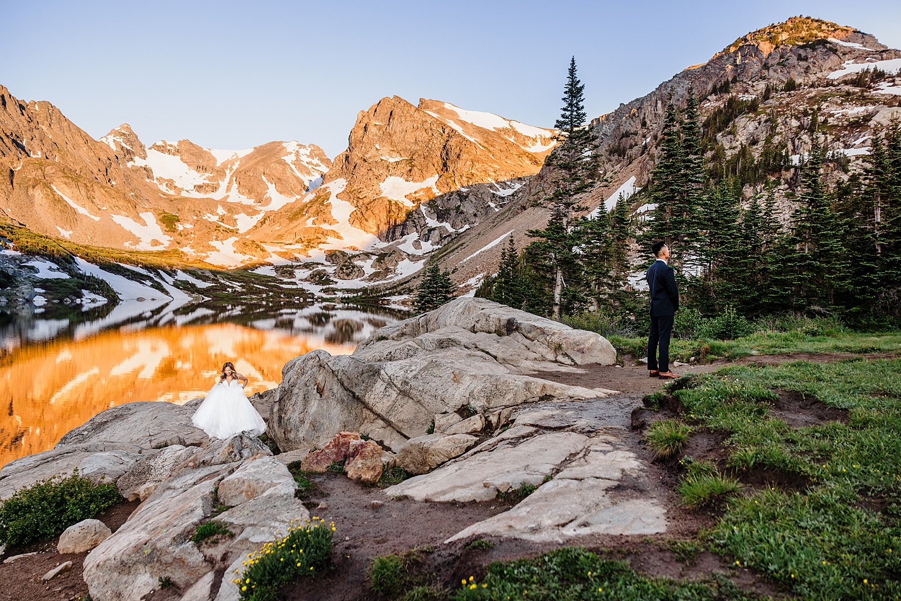 Colorado-Sunrise-Hiking-Elopement-Photographer_0009.jpg