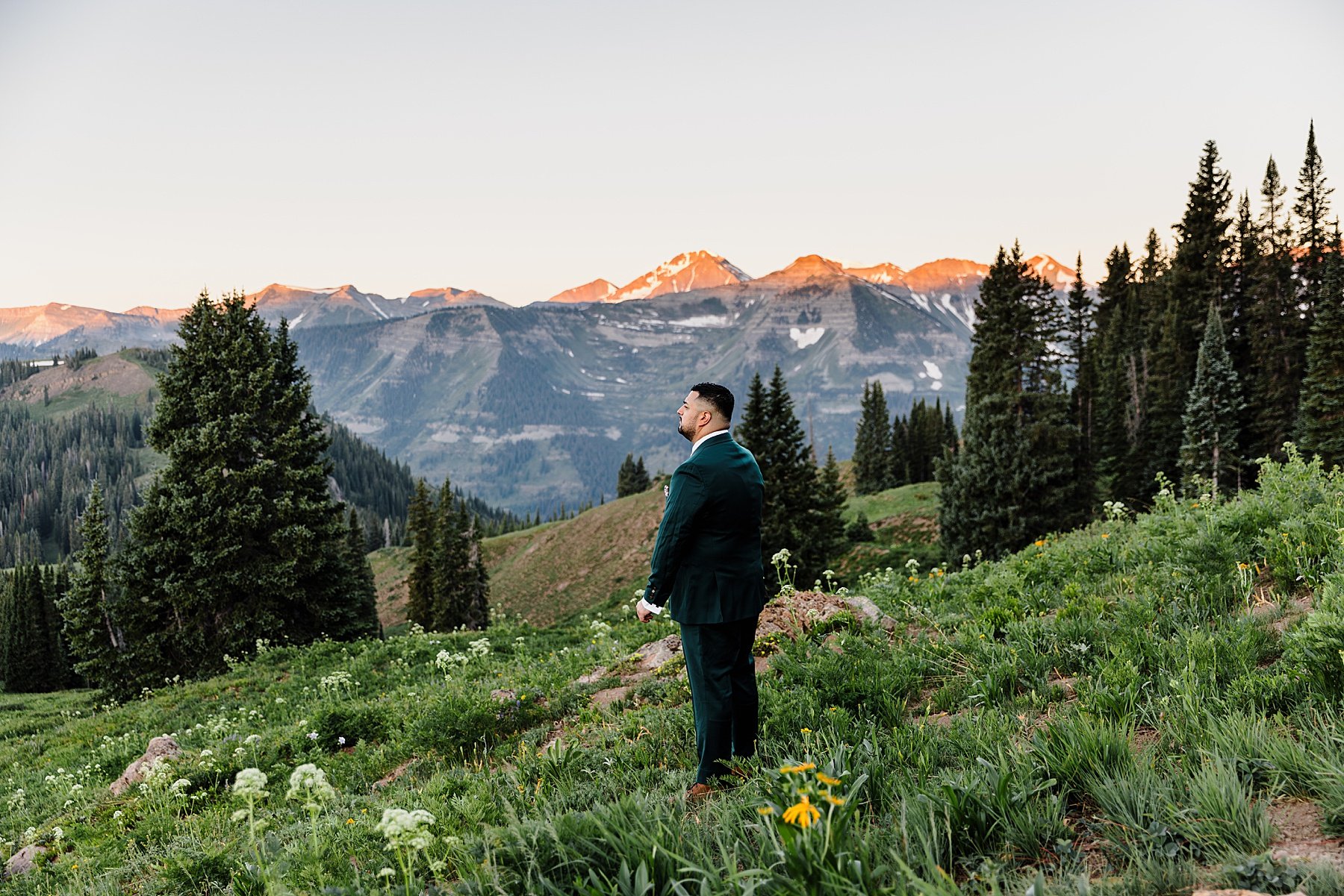 Crested-Butte-Colorado-Elopement-at-Sunrise_0008.jpg