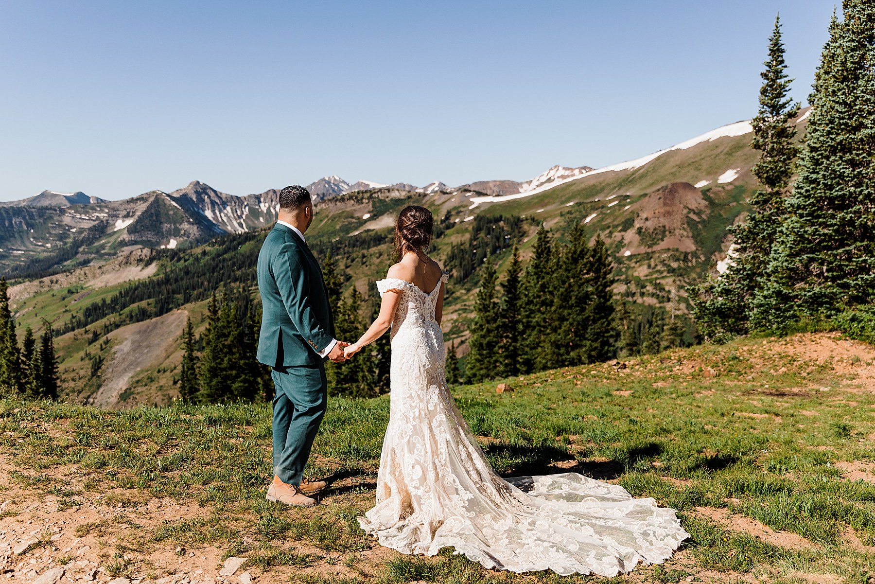 Crested-Butte-Colorado-Elopement-at-Sunrise_0049.jpg