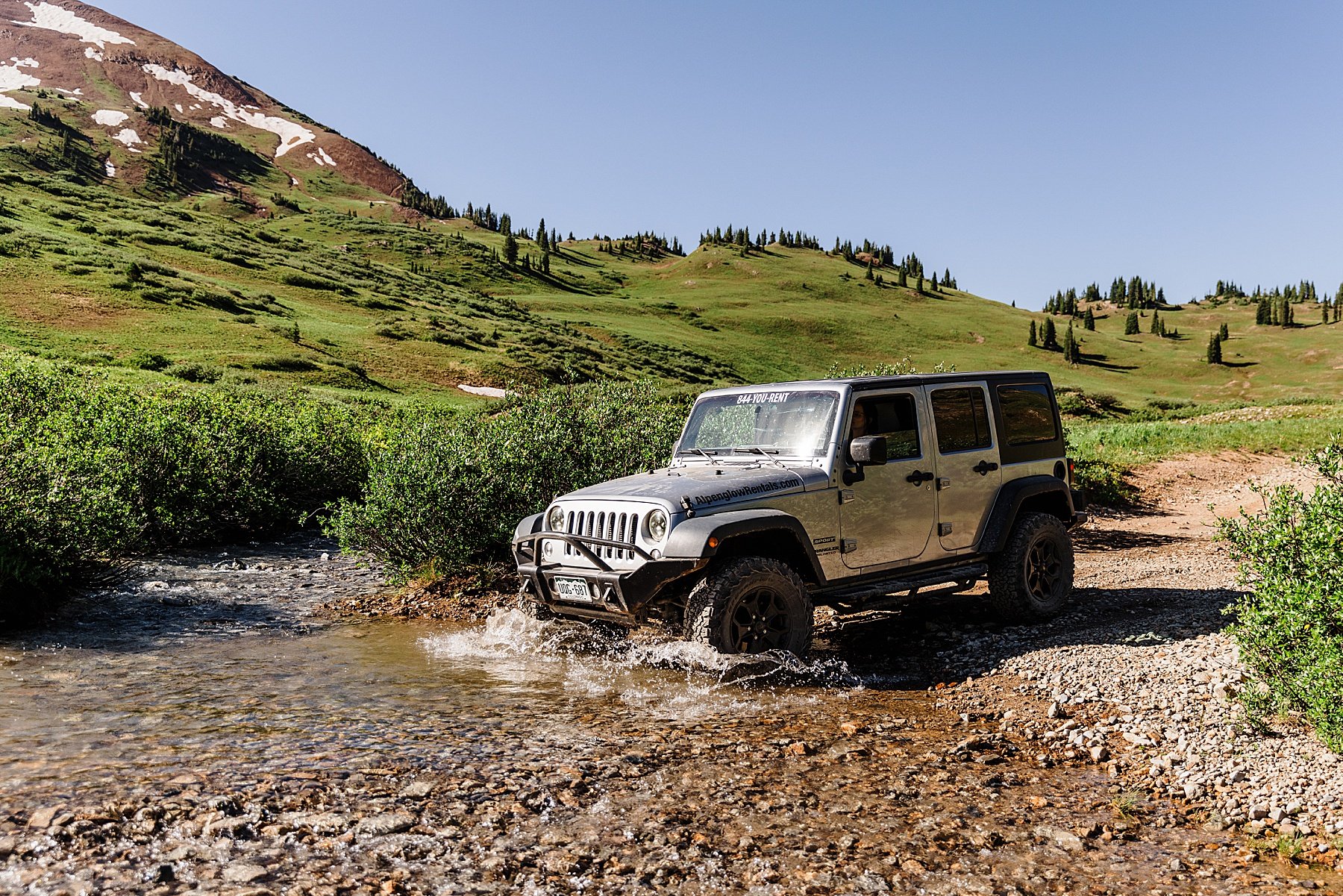 Crested-Butte-Colorado-Elopement-at-Sunrise_0051.jpg