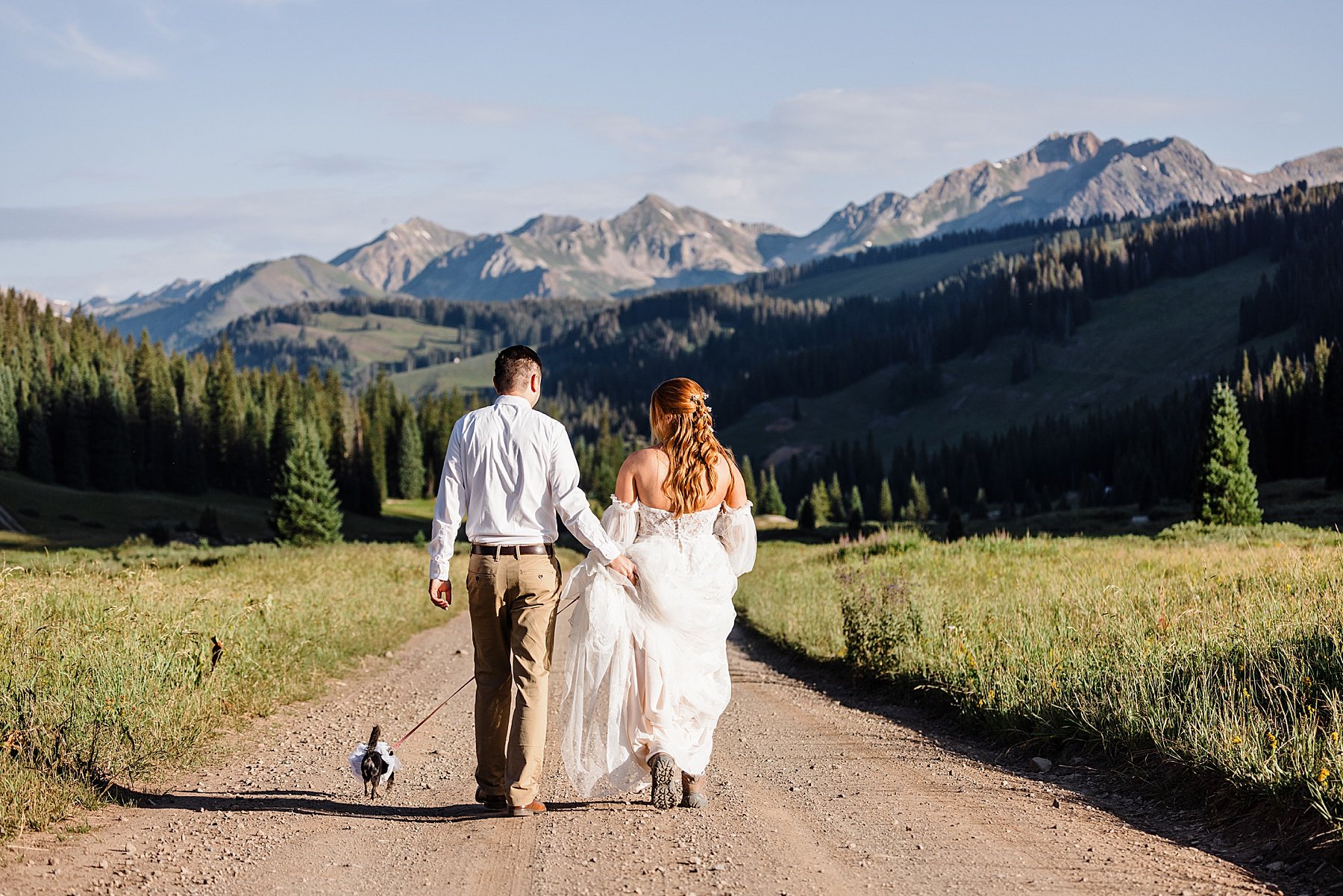 Crested-Butte-Colorado-Elopement-at-Sunrise_0108.jpg