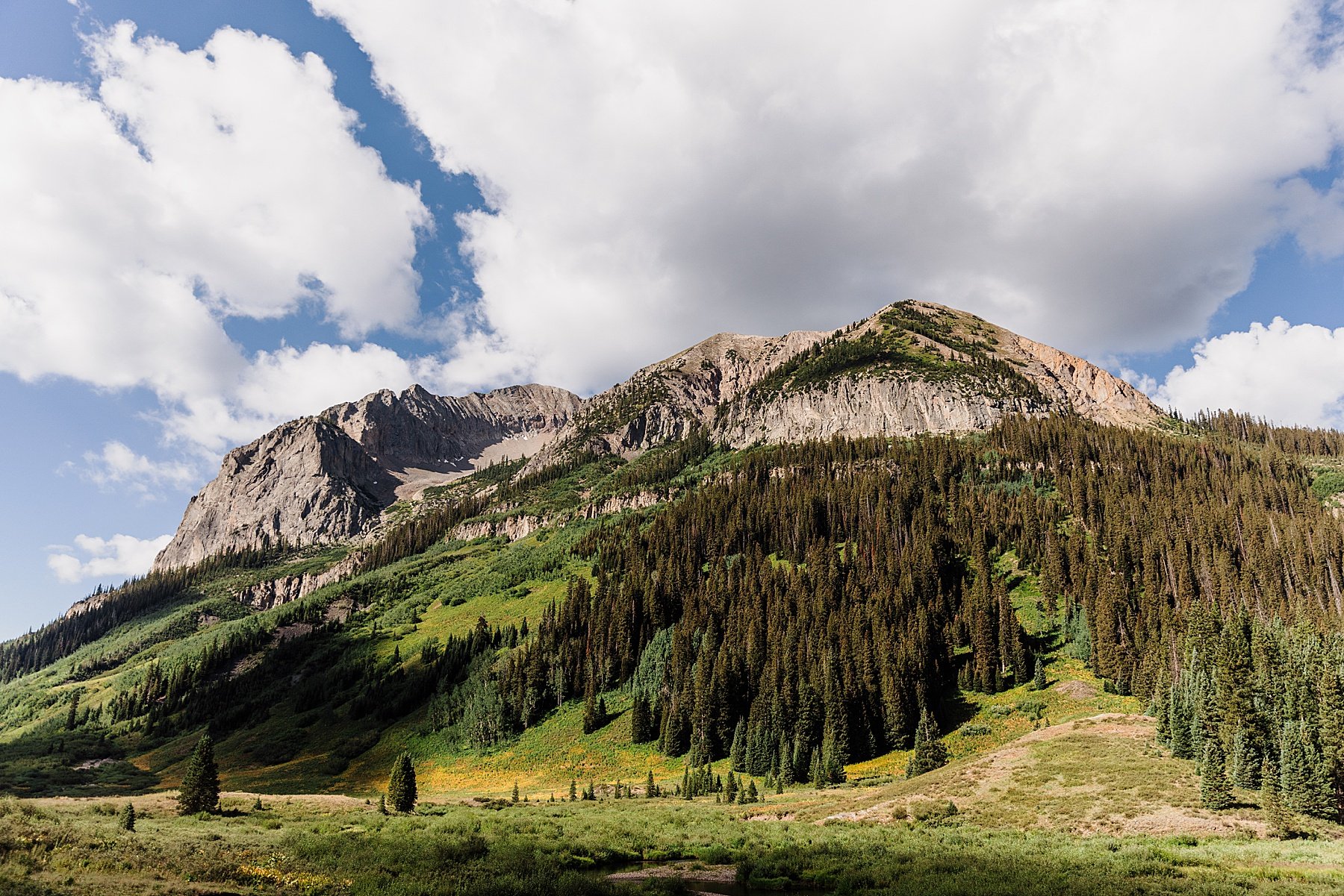 Crested-Butte-Colorado-Elopement-at-Sunrise_0122.jpg