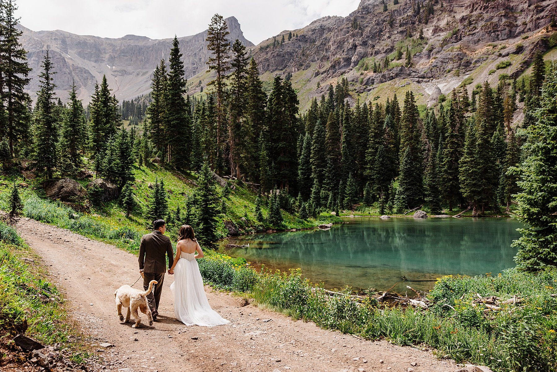 Ouray-Jeep-Elopement-in-Colorado_0018.jpg