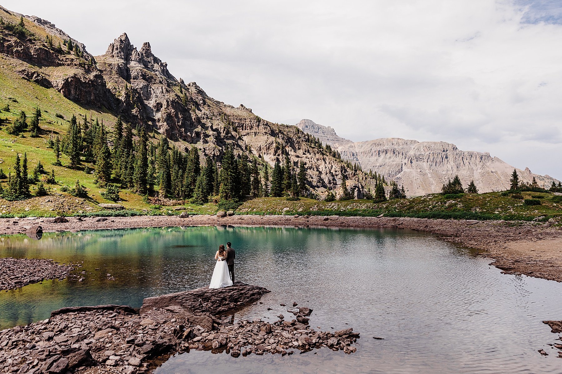 Ouray-Jeep-Elopement-in-Colorado_0031.jpg