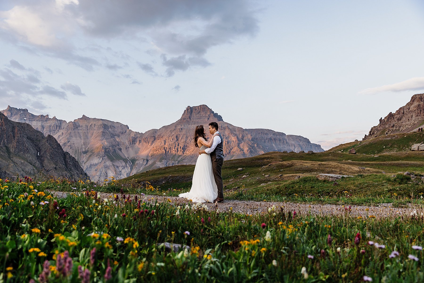 Ouray-Jeep-Elopement-in-Colorado_0078.jpg