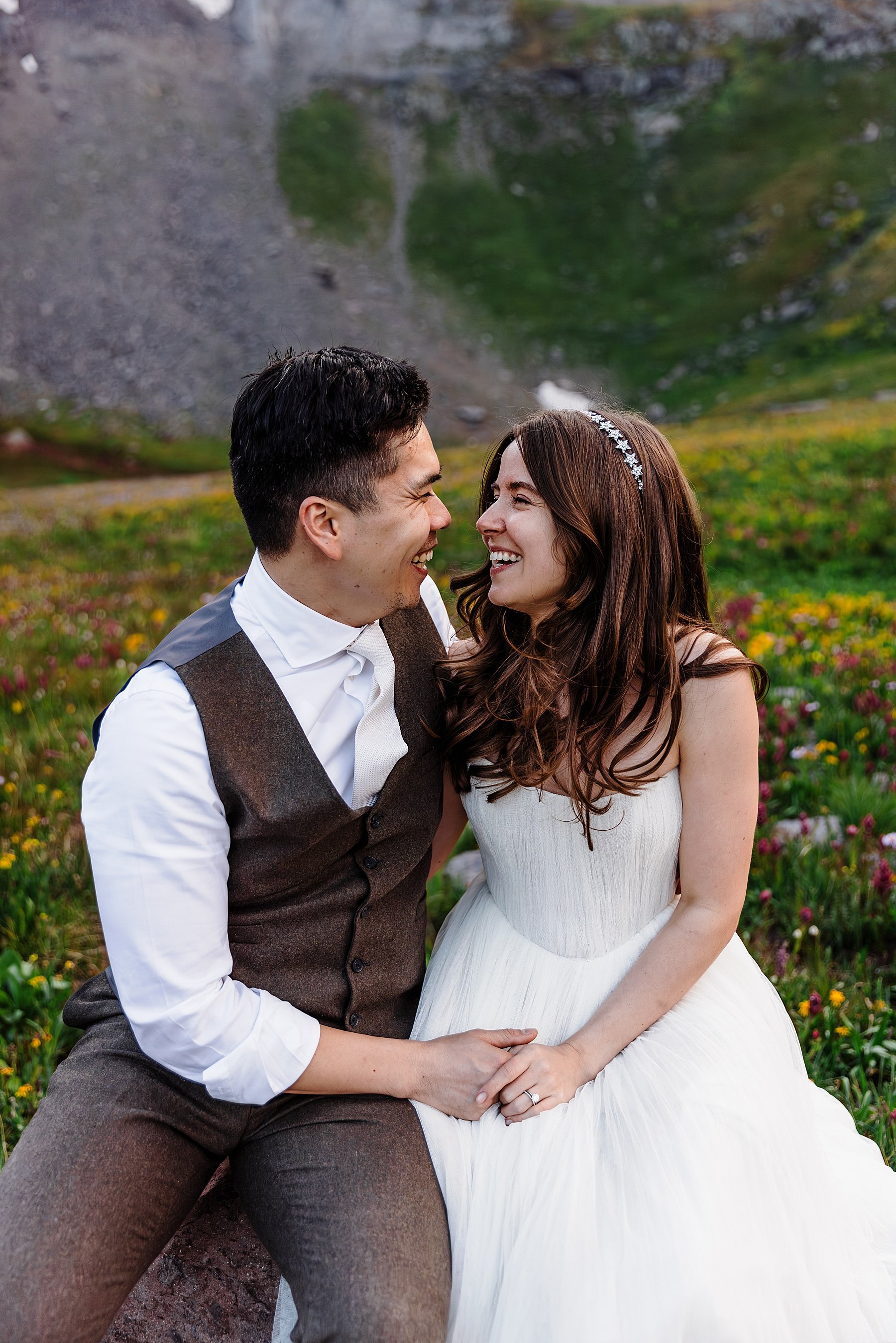 Ouray-Jeep-Elopement-in-Colorado_0084.jpg