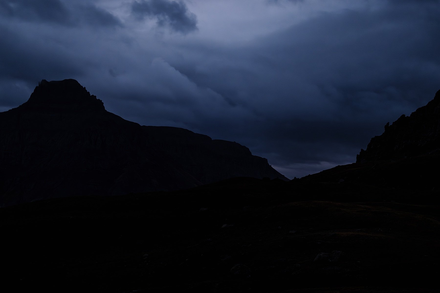 Sunrise-Ouray-Jeep-Elopement-in-Colorado_0001.jpg