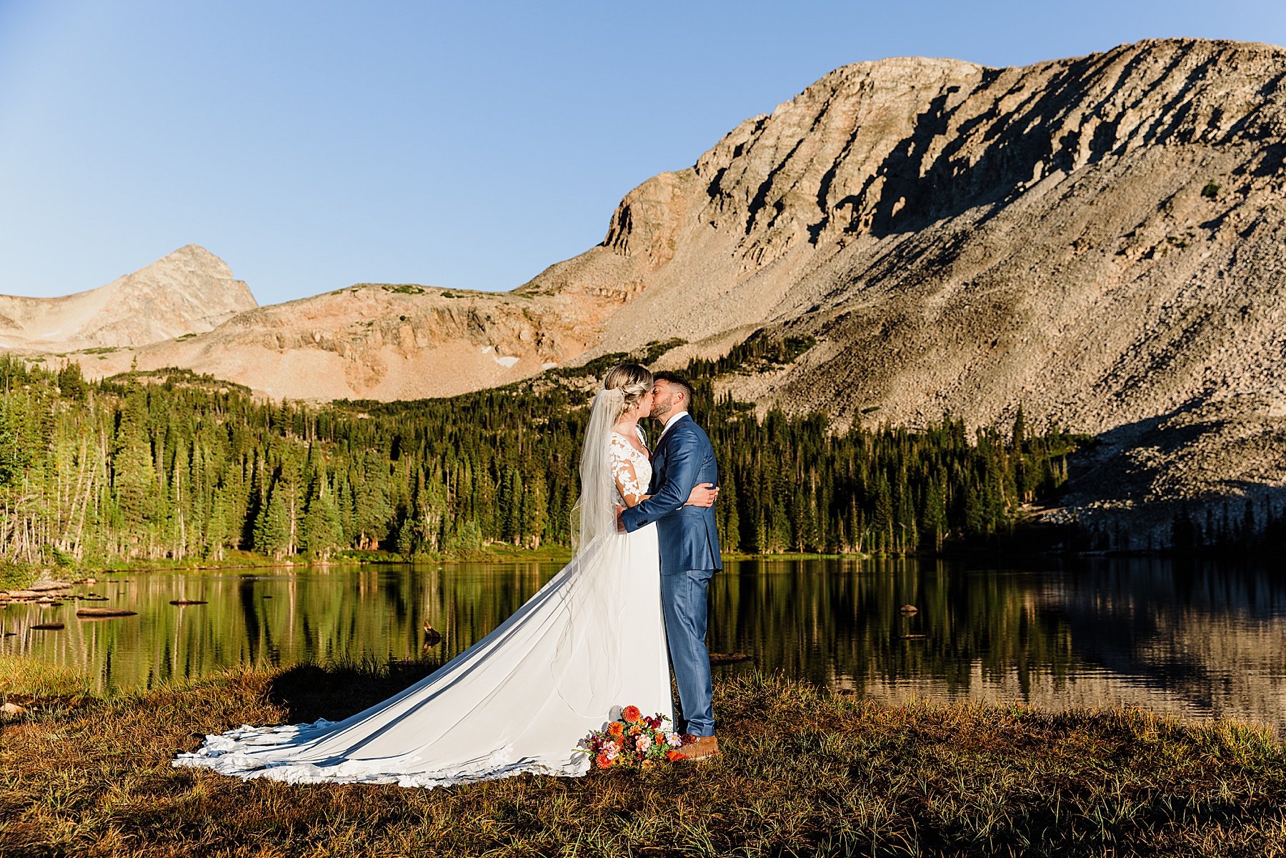 Colorado-Offroad-Elopement-with-Family_0027.jpg