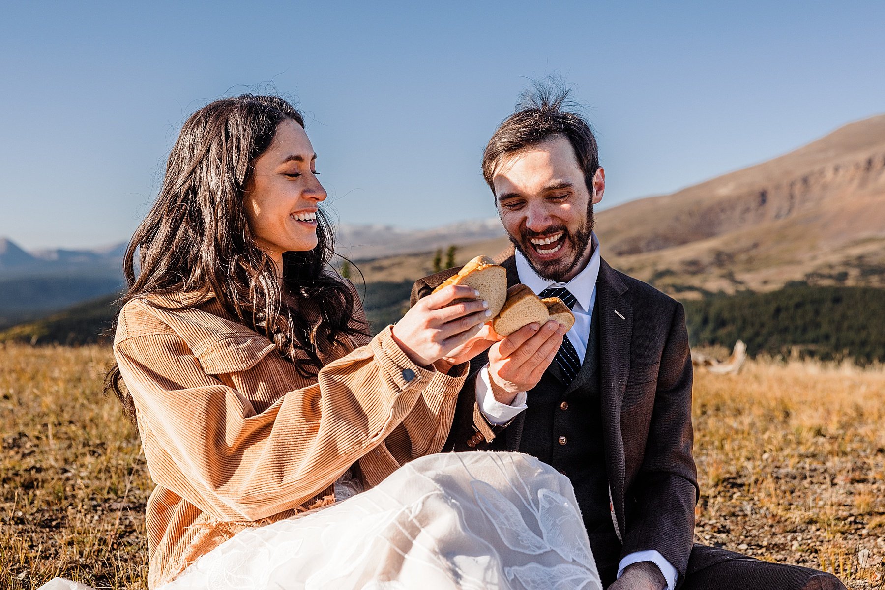 Fall-Sapphire-Point-Elopement-in-Breckenridge-Colorado_0021.jpg