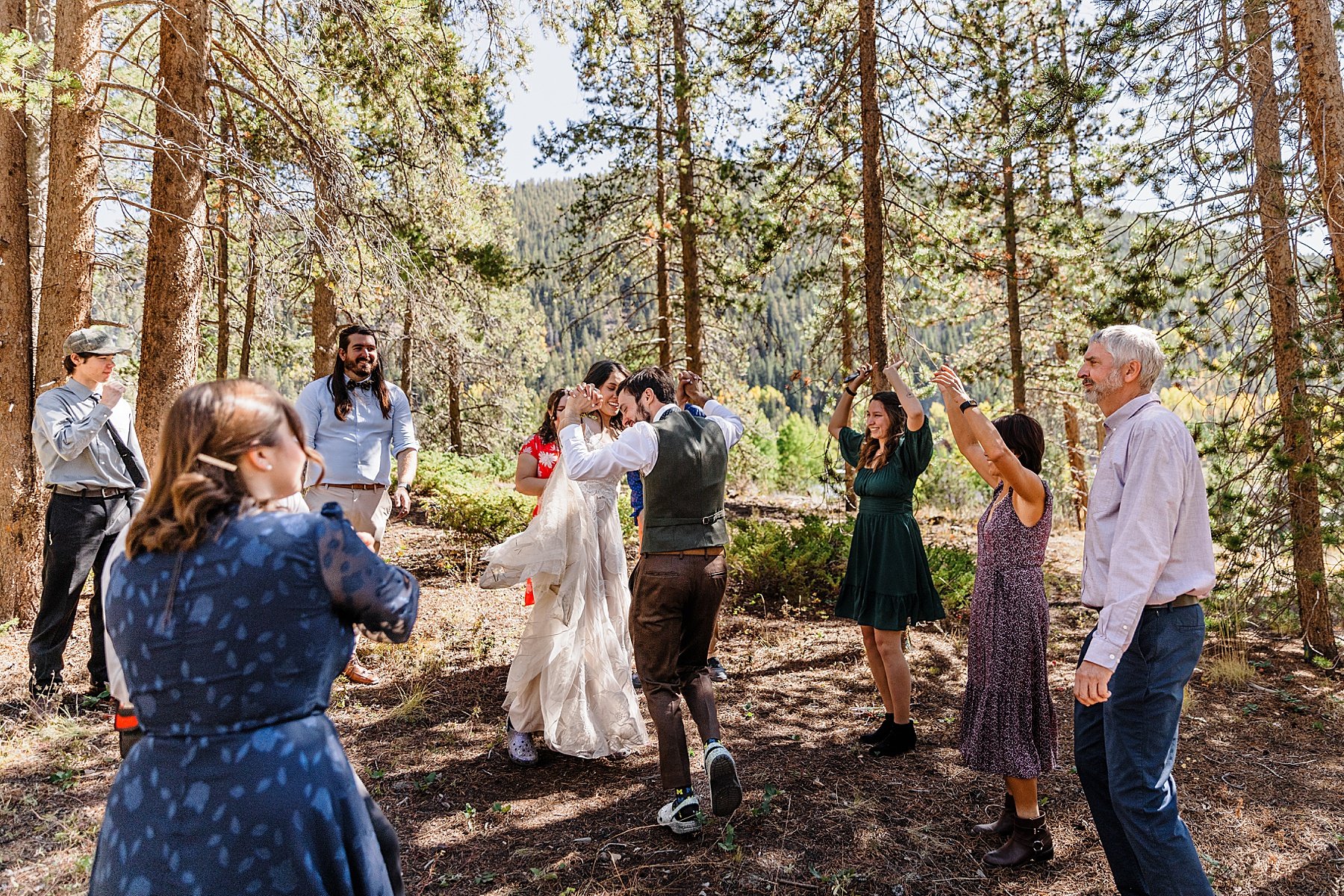 Fall-Sapphire-Point-Elopement-in-Breckenridge-Colorado_0082.jpg