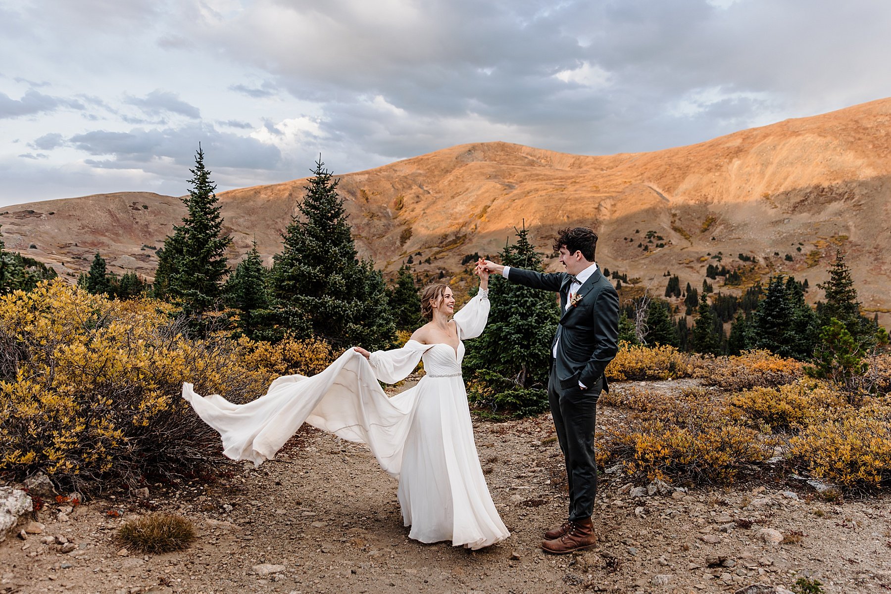 Fall-colors-elopement-in-colorado066.jpg