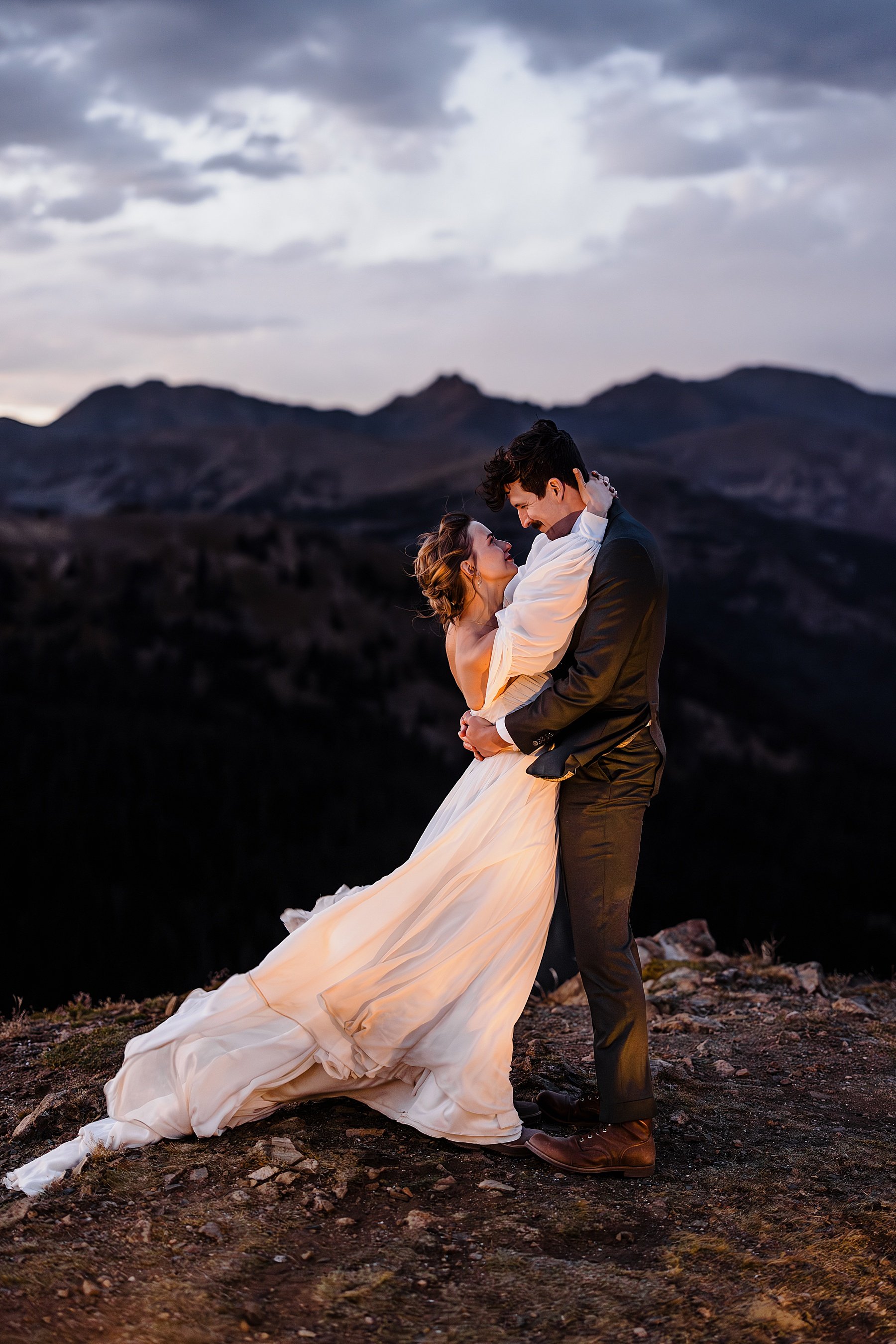 Fall-colors-elopement-in-colorado082.jpg