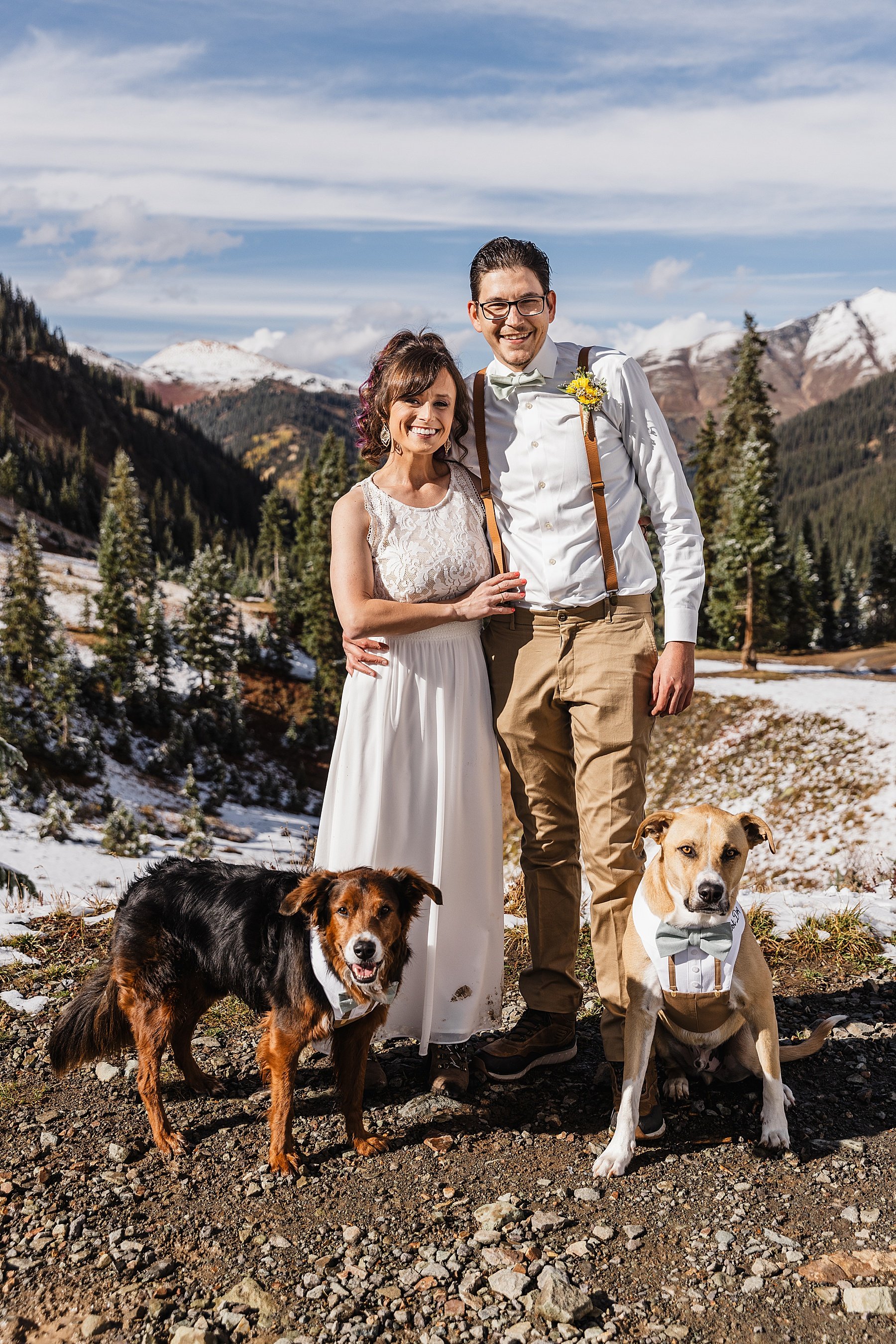 Fall-Ouray-Elopement-in-Colorado-with-Dogs_096.jpg