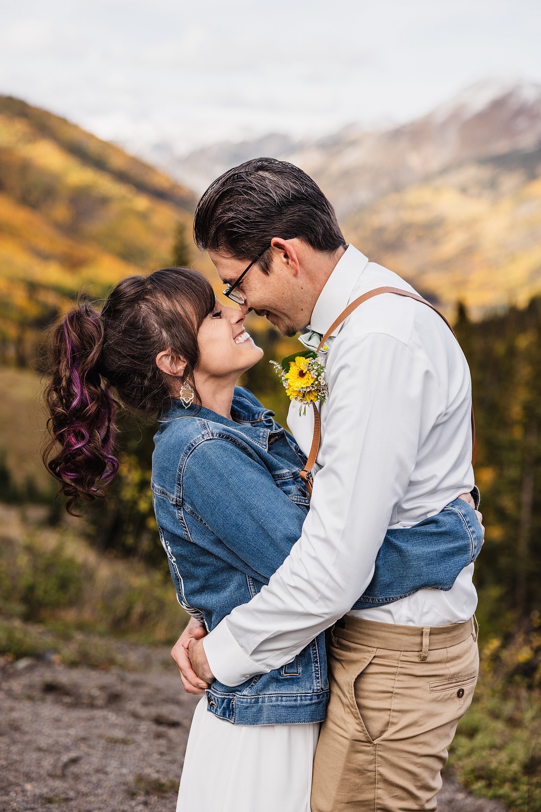 Fall-Ouray-Elopement-in-Colorado-with-Dogs_127.jpg