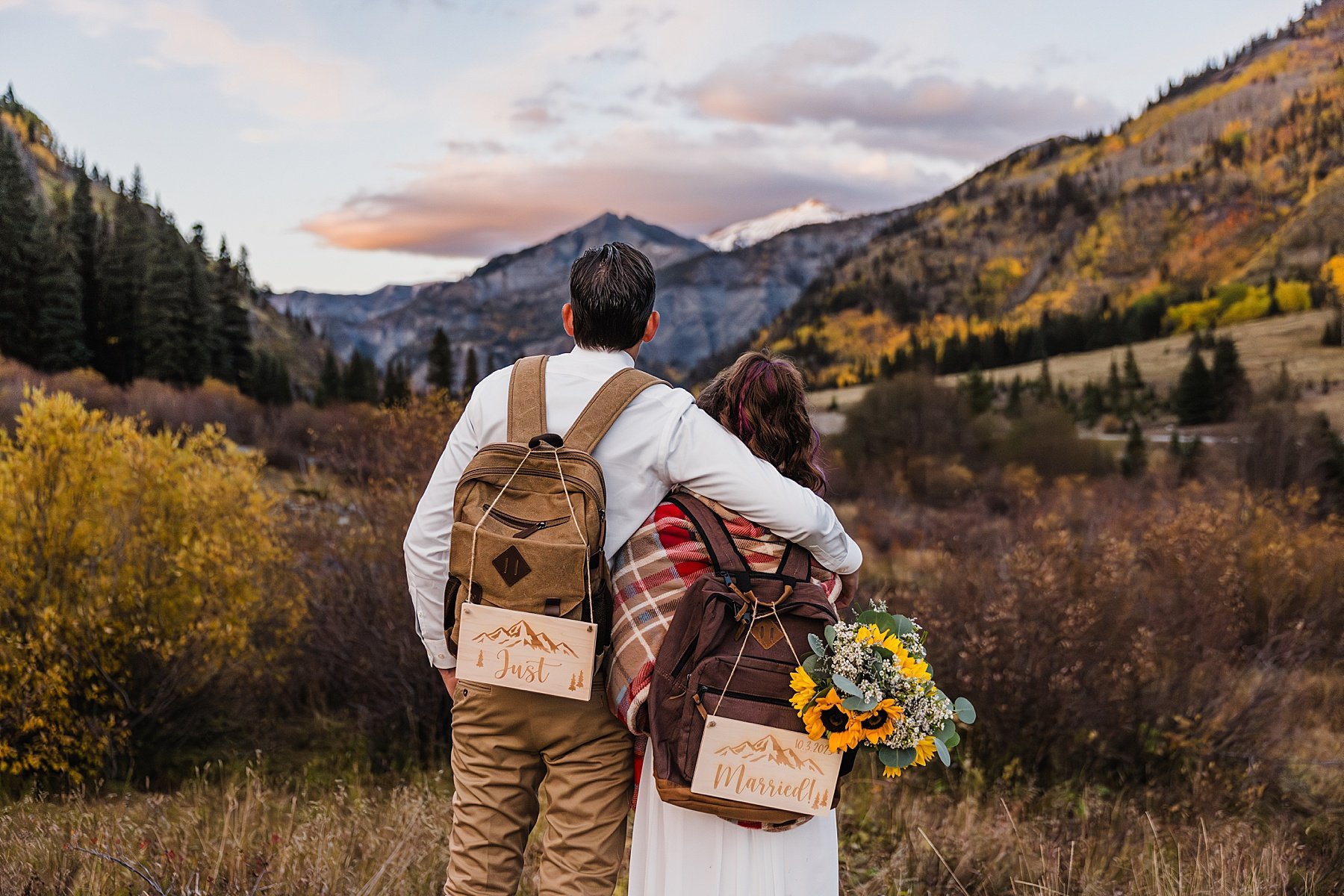 Fall-Ouray-Elopement-in-Colorado-with-Dogs_147.jpg