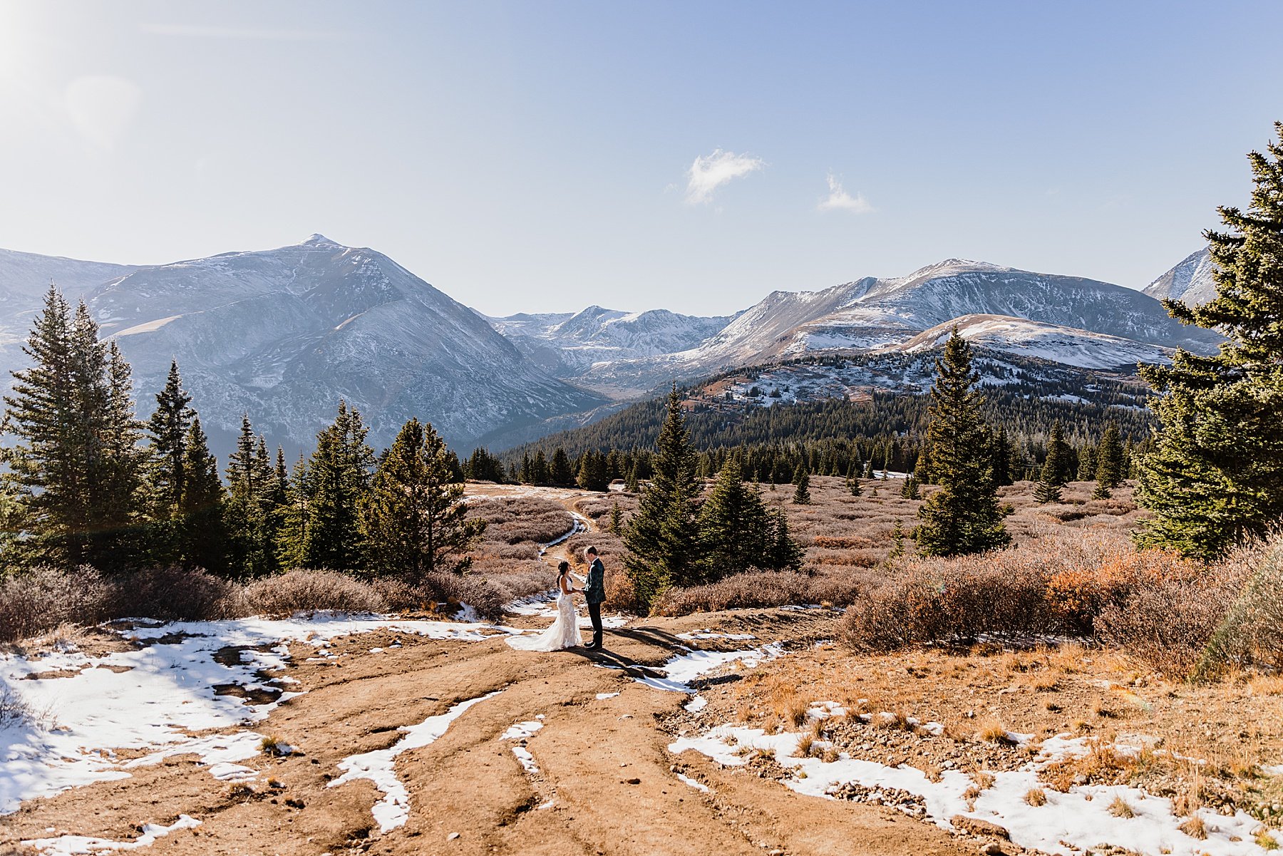 Snowy-Sapphire-Point-Elopement-in-Breckenridge-Colorado_0050.jpg