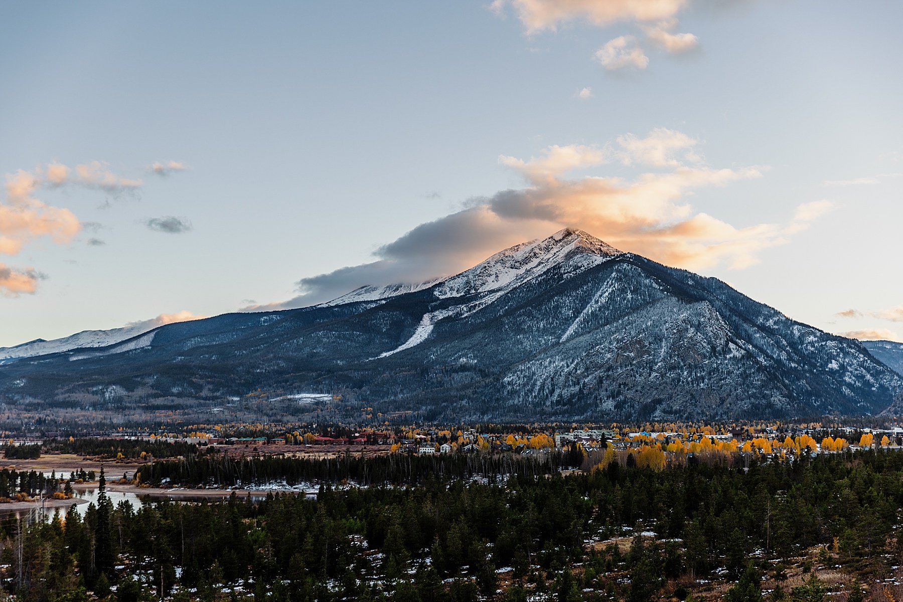 Snowy-Sapphire-Point-Elopement-in-Breckenridge-Colorado_0059.jpg