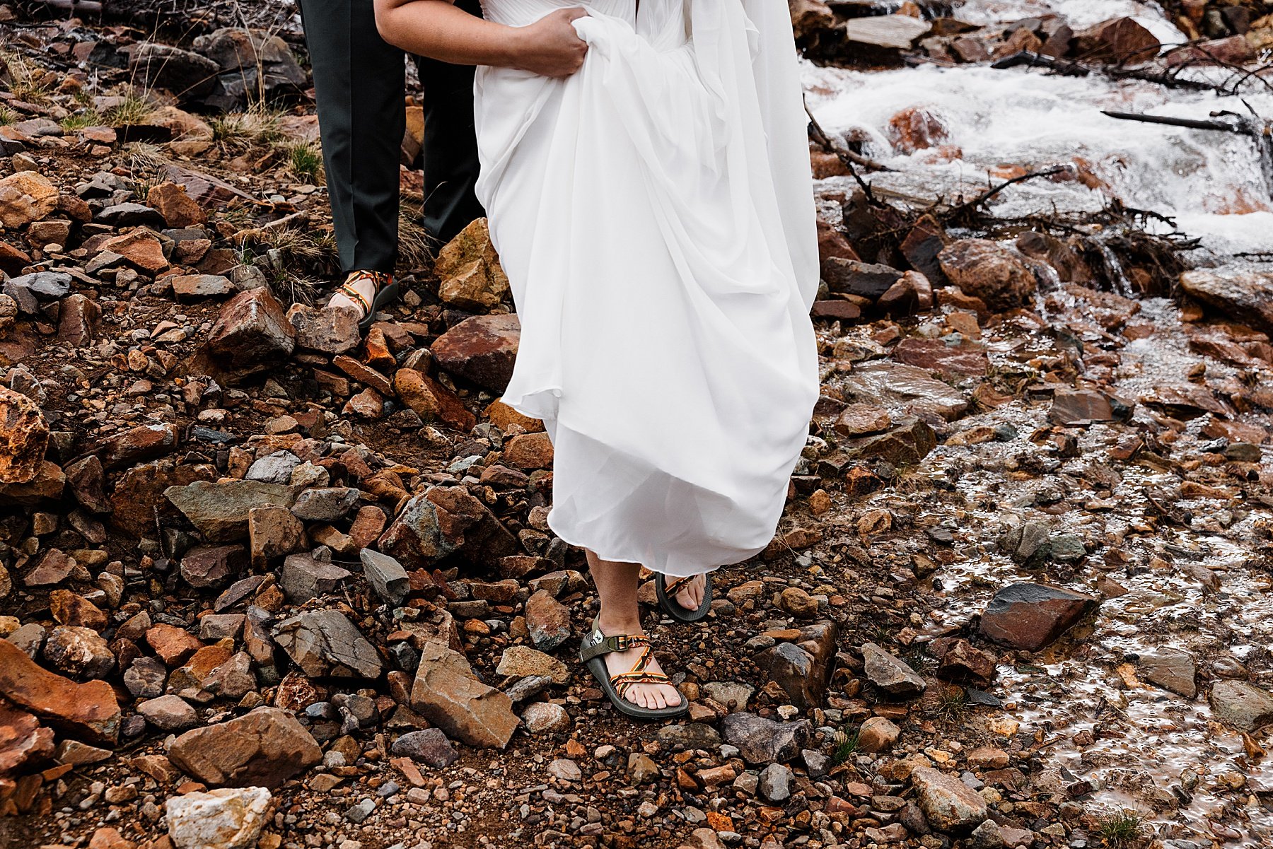 LGBTQ-Elopement-in-Durango-Colorado_0020.jpg