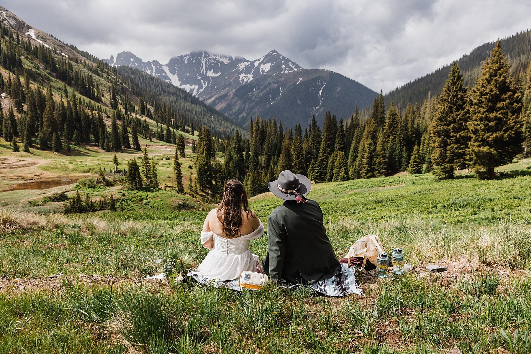 LGBTQ-Elopement-in-Durango-Colorado_0025.jpg