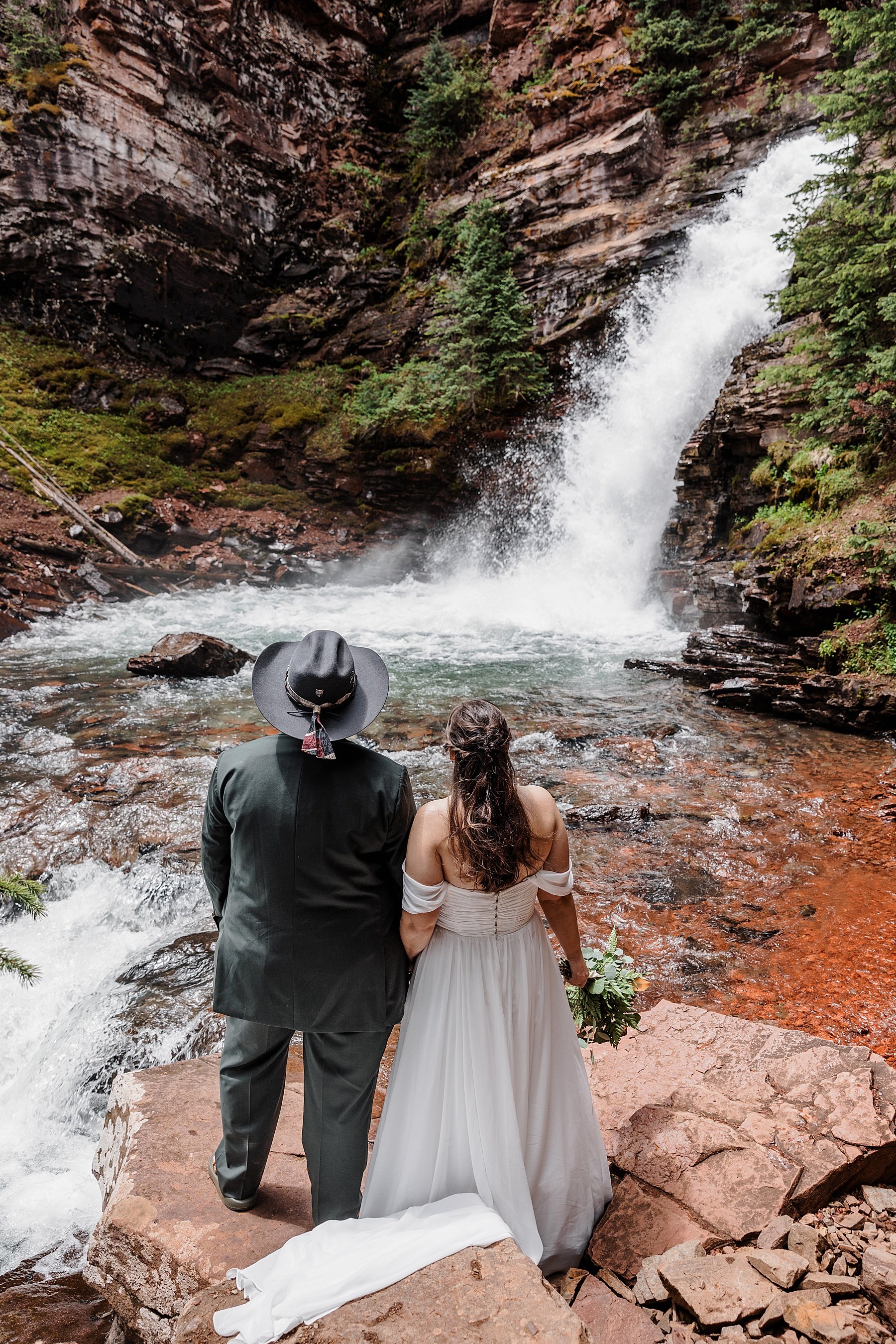 LGBTQ-Elopement-in-Durango-Colorado_0029.jpg