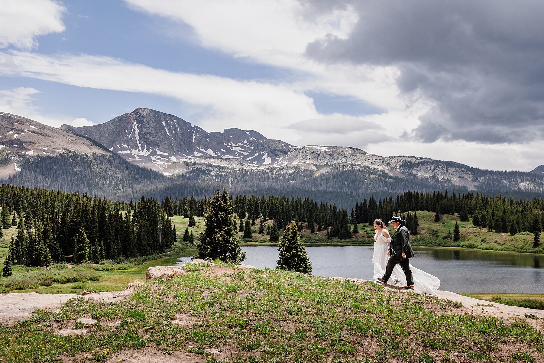 LGBTQ-Elopement-in-Durango-Colorado_0038.jpg