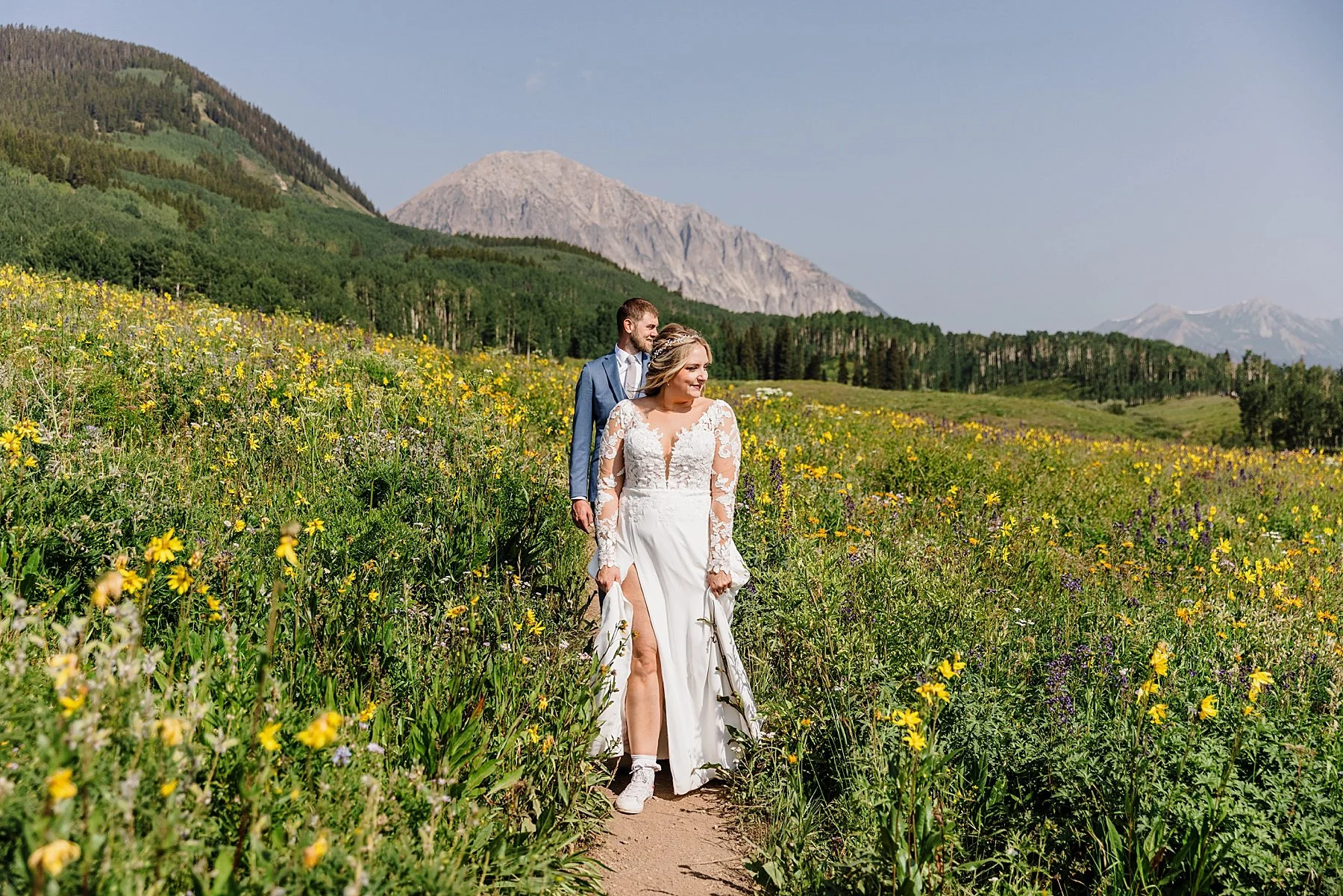Mountain-Wedding-Garden-Elopement-in-Crested-Butte_0034.jpg