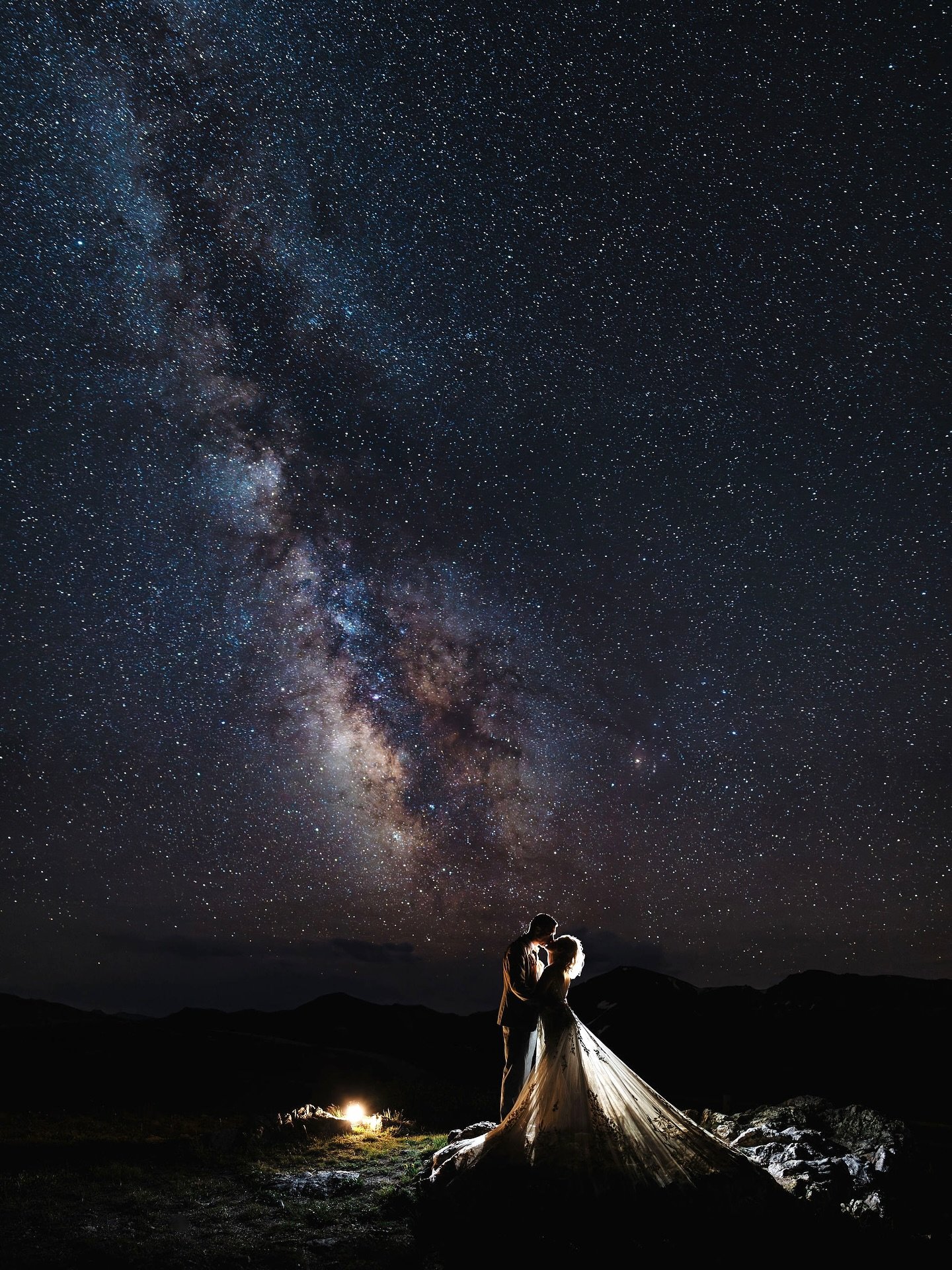 Our top 10 things to do on your outdoor elopement day, in no particular order:

1. Stay out to stargaze 
2. Incorporate your love for music
3. Go off-roading
4. Have a picnic (bonus points if you ask your family and friends to write you letters to re