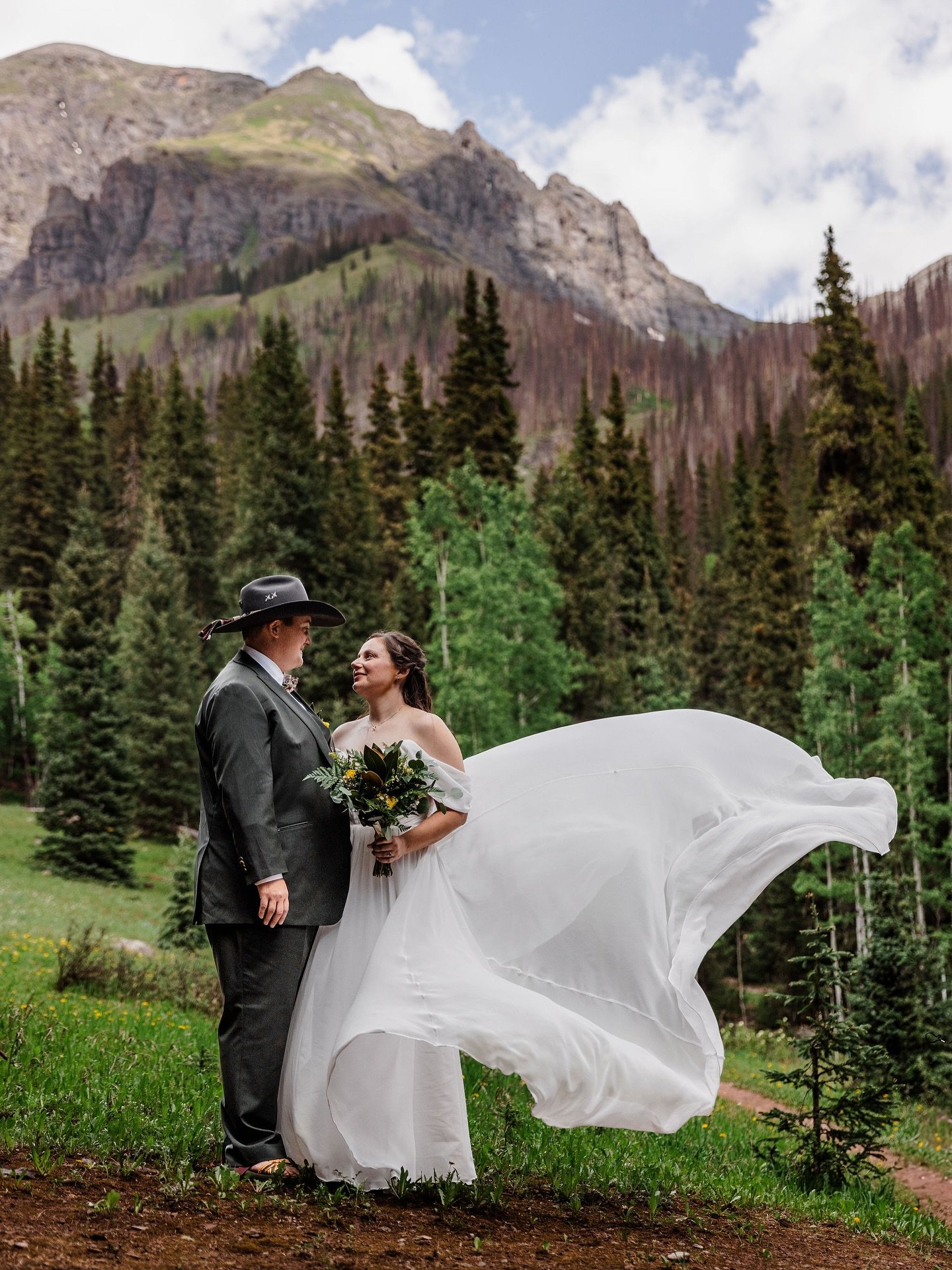 Another example of Colorado weather being fickle. We mentioned in a post last week that sometimes the forecast calls for rain and it never happens. For Abby and Lindsey we did get the rain we thought we would, but off and on.

When we got to their fi