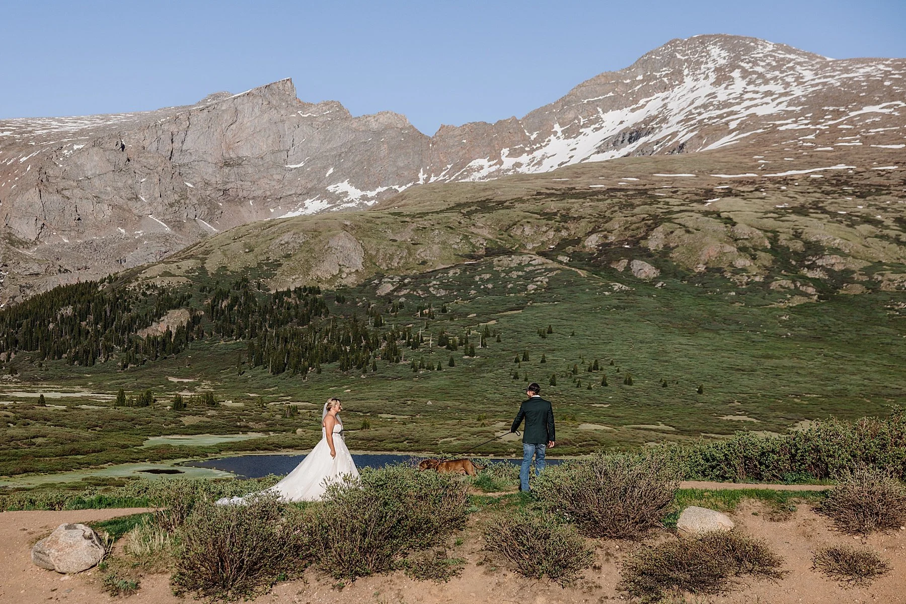Sunset-Elopement-in-the-Colorado-Mountains_0003.jpg