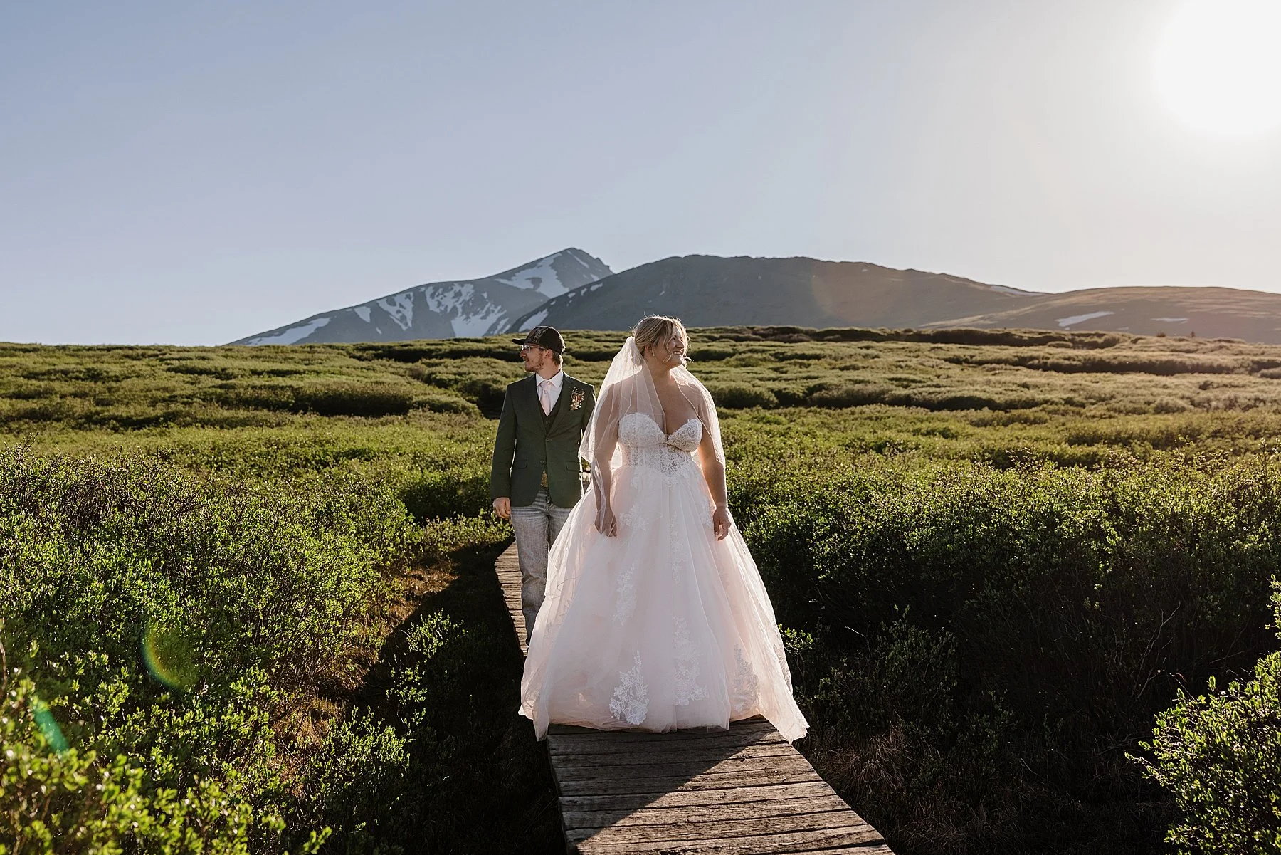 Sunset-Elopement-in-the-Colorado-Mountains_0008.jpg