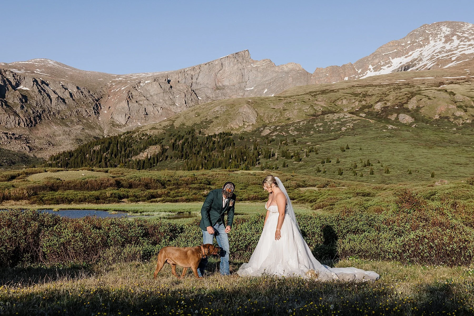 Sunset-Elopement-in-the-Colorado-Mountains_0016.jpg