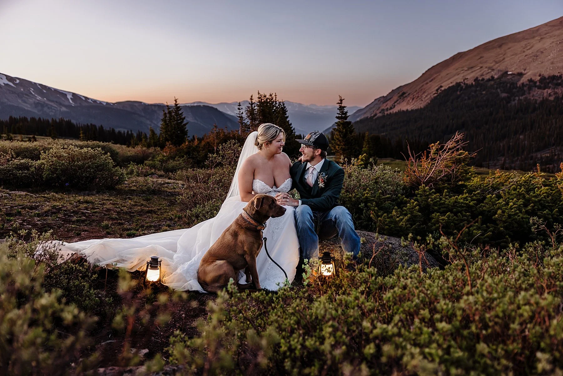 Sunset-Elopement-in-the-Colorado-Mountains_0037.jpg