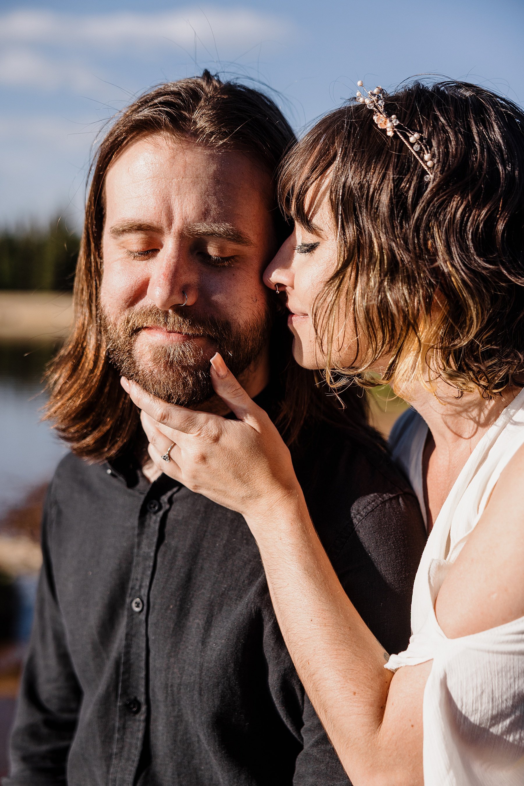 Colorado-Engagement-Session-in-the-Mountains_0013.jpg