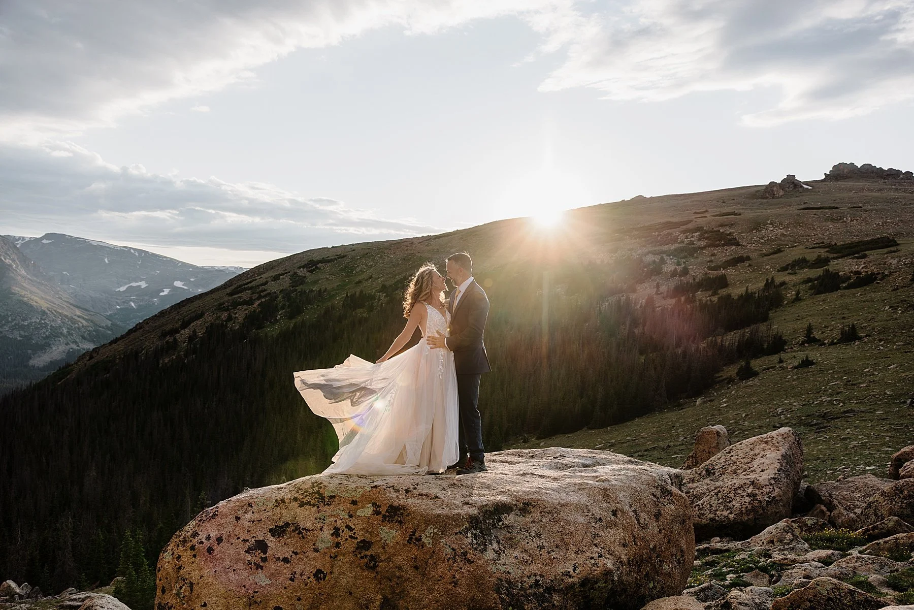 Sunrise-to-sunset-elopement-in-rocky-mountain-national-park_0102.jpg