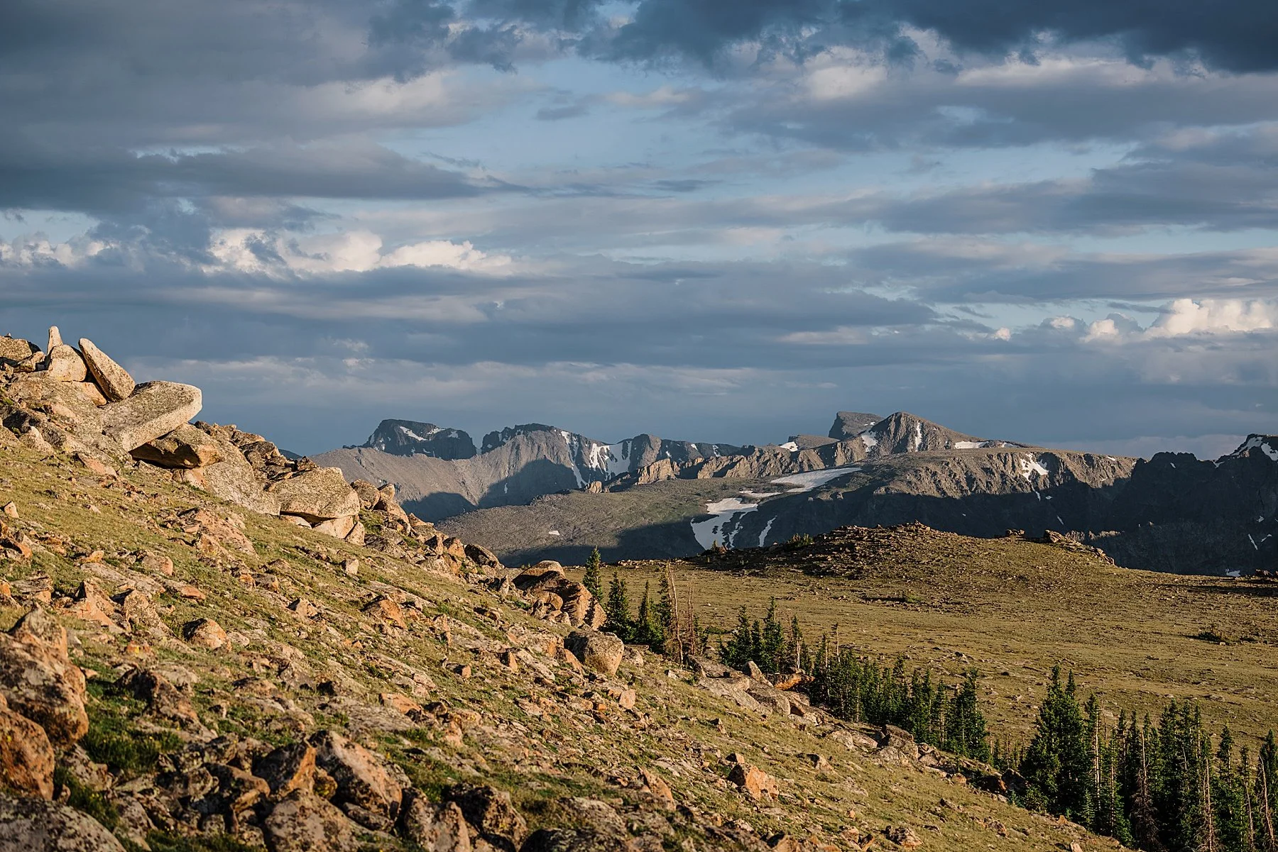 Sunrise-to-sunset-elopement-in-rocky-mountain-national-park_0103.jpg