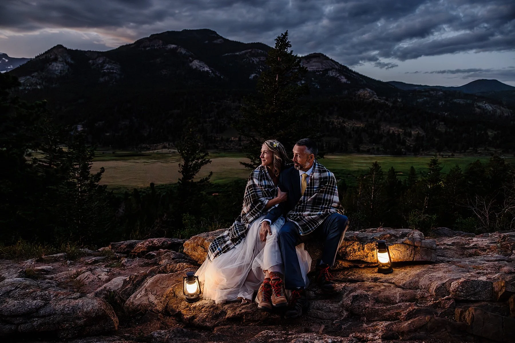Sunrise-to-sunset-elopement-in-rocky-mountain-national-park_0117.jpg