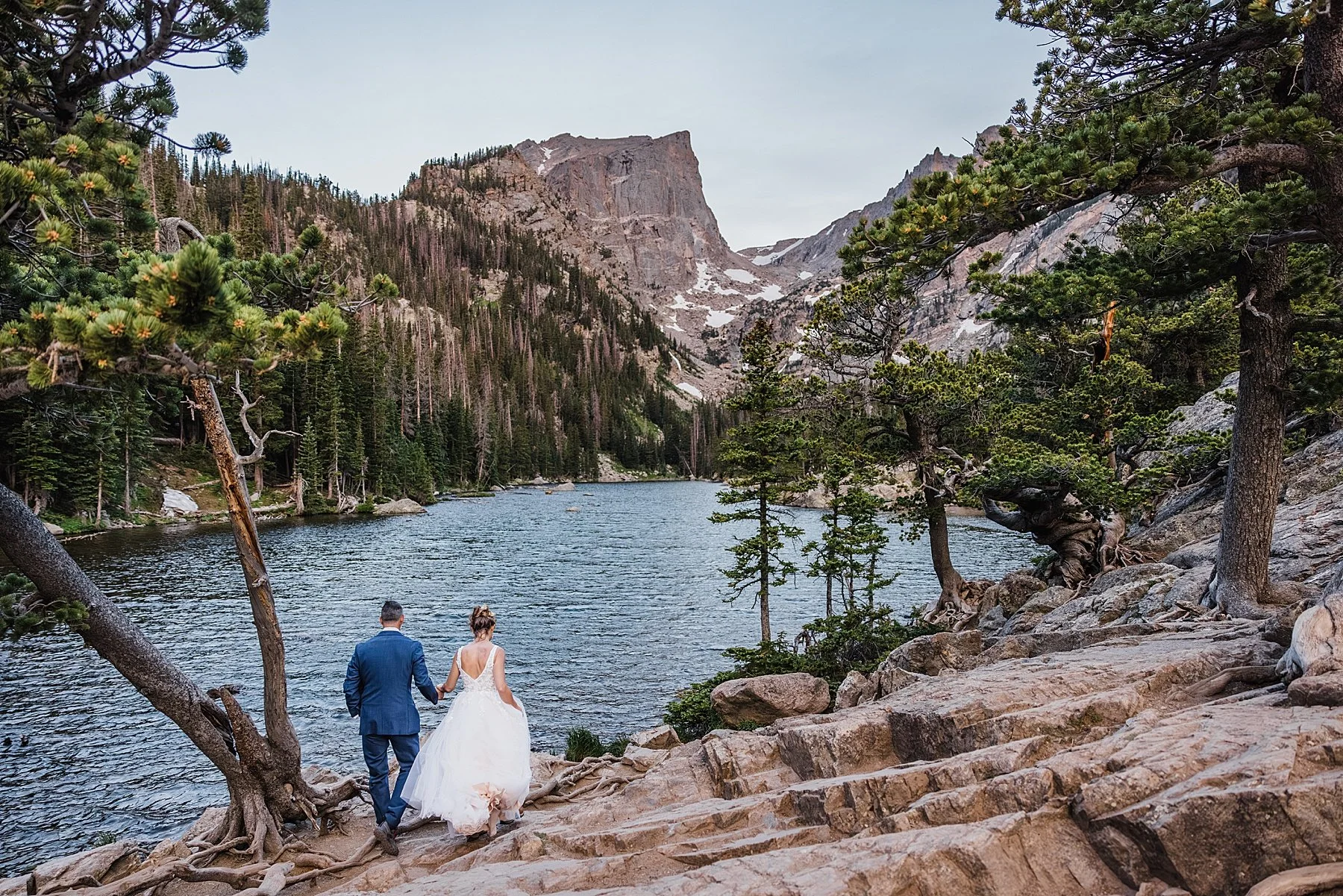Sunrise-to-sunset-elopement-in-rocky-mountain-national-park_0023.jpg