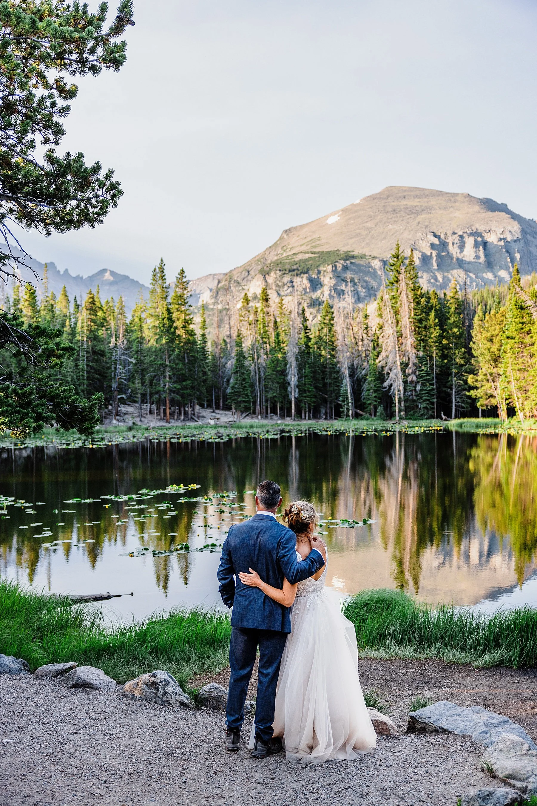 Sunrise-to-sunset-elopement-in-rocky-mountain-national-park_0044.jpg