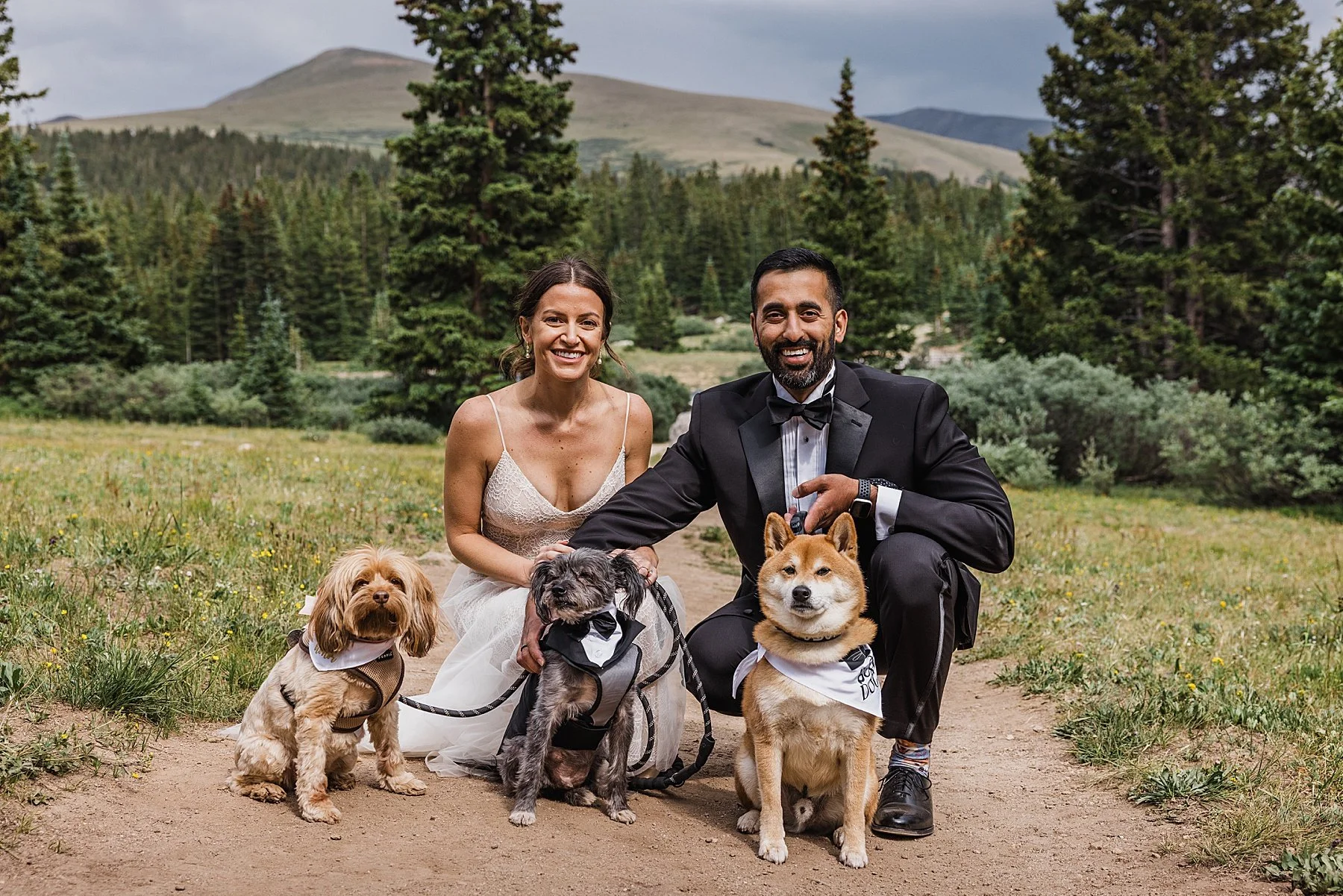 1-Hiking-Elopement-in-Breckenridge-Colorado_0001.jpg