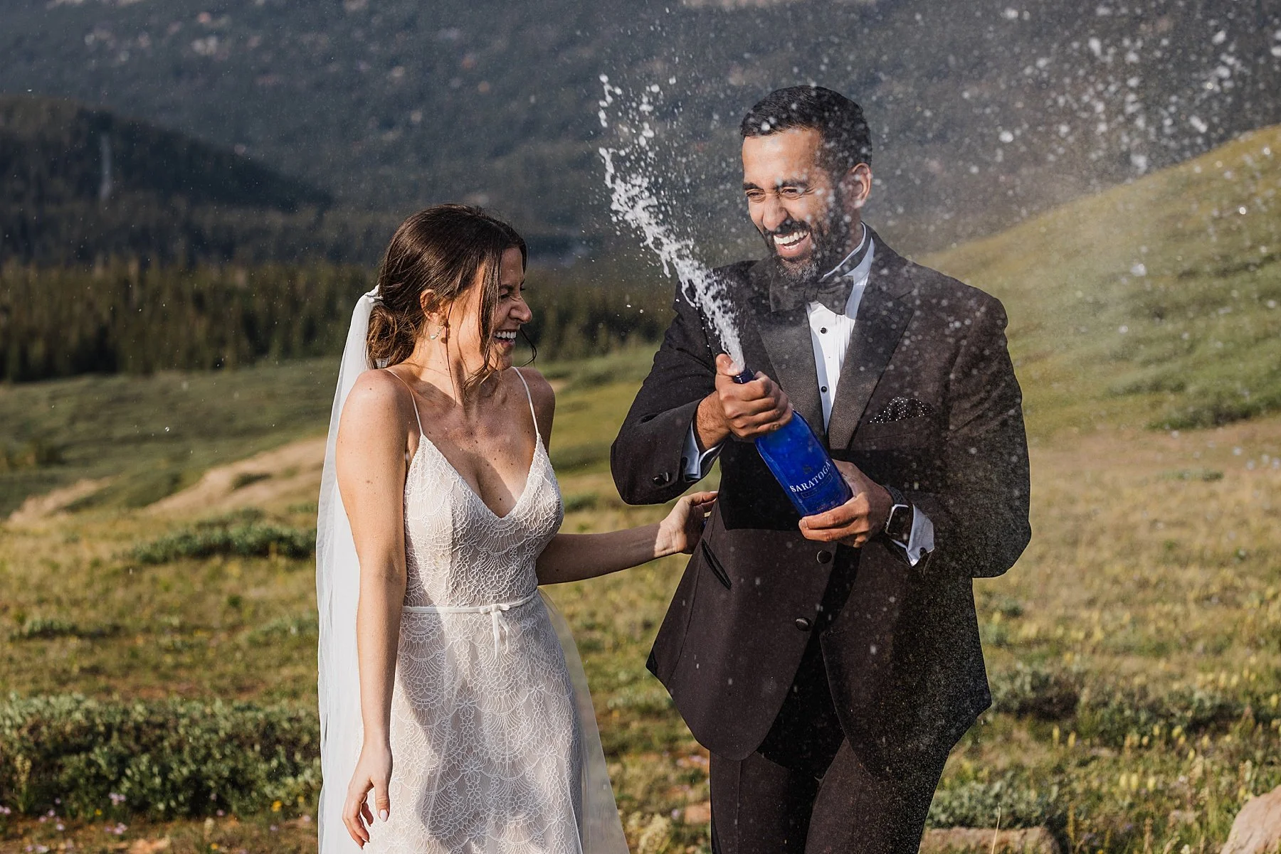 Hiking-Elopement-in-Breckenridge-Colorado_0022.jpg