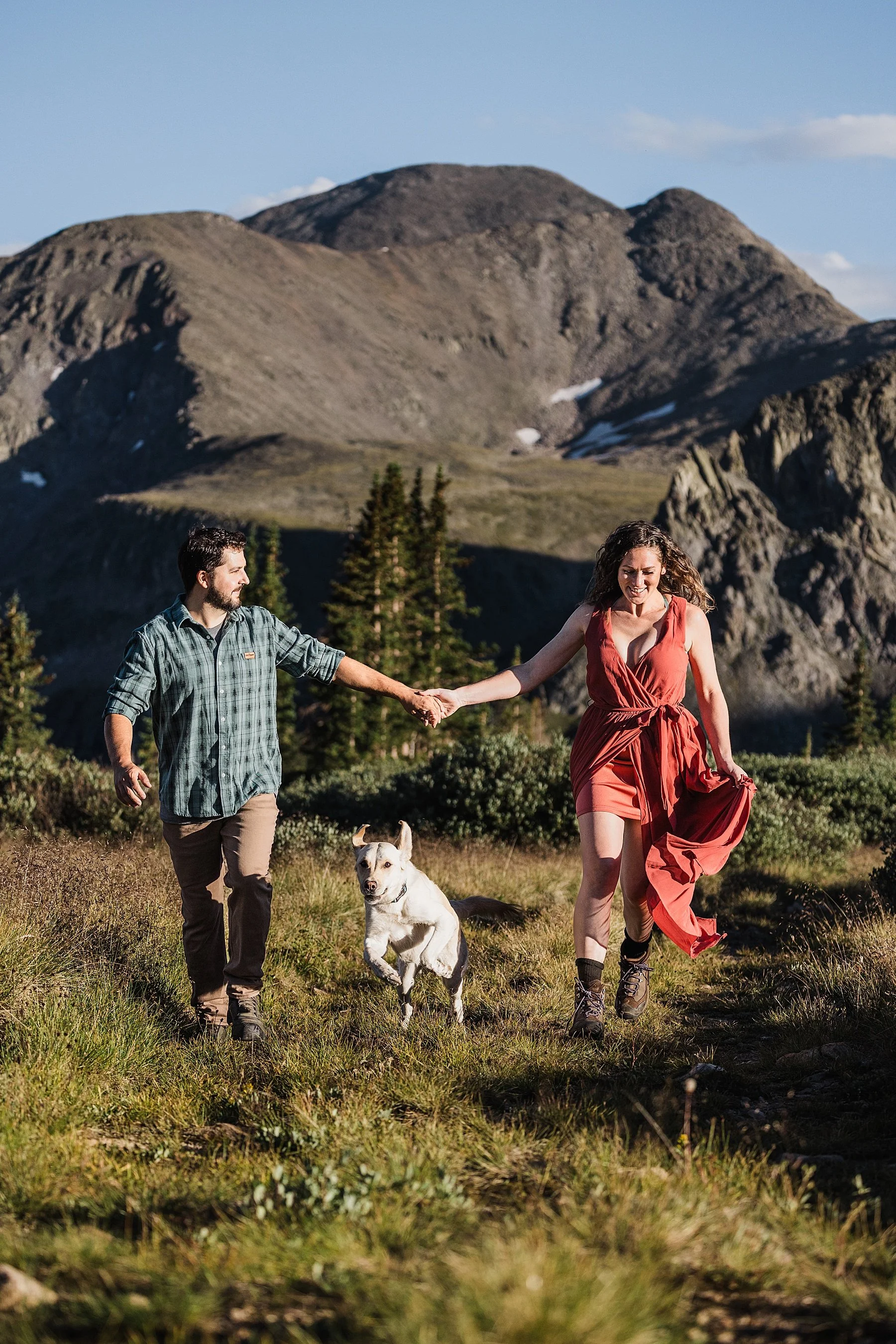 Colorado-Hiking-Engagement-Session-Photographer_0008.jpg